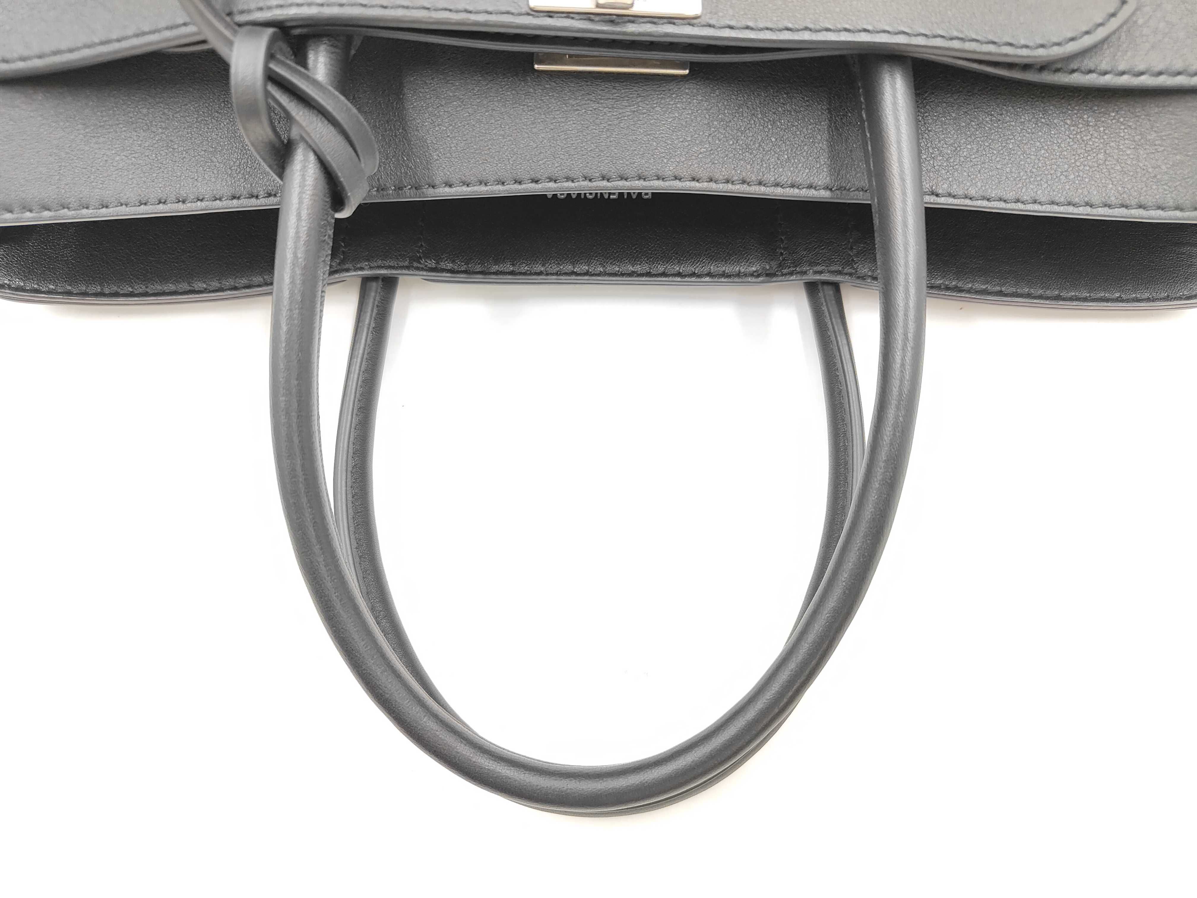 BEL AIR Carryall Bag, Medium, Smooth Leather, Black, 812545 (Handbag) — view 3