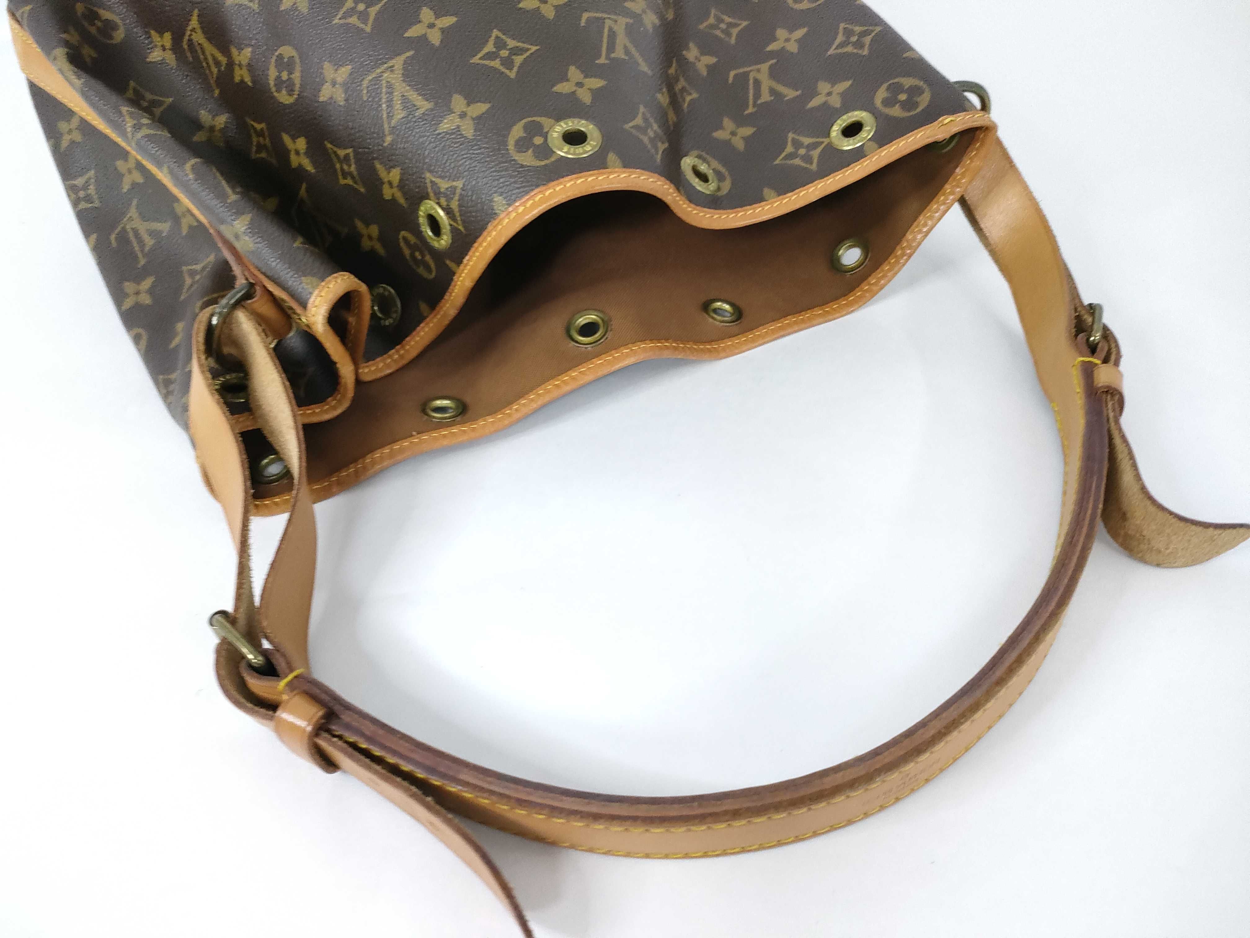 Monogram Noe M42224 Shoulder Bag — view 3