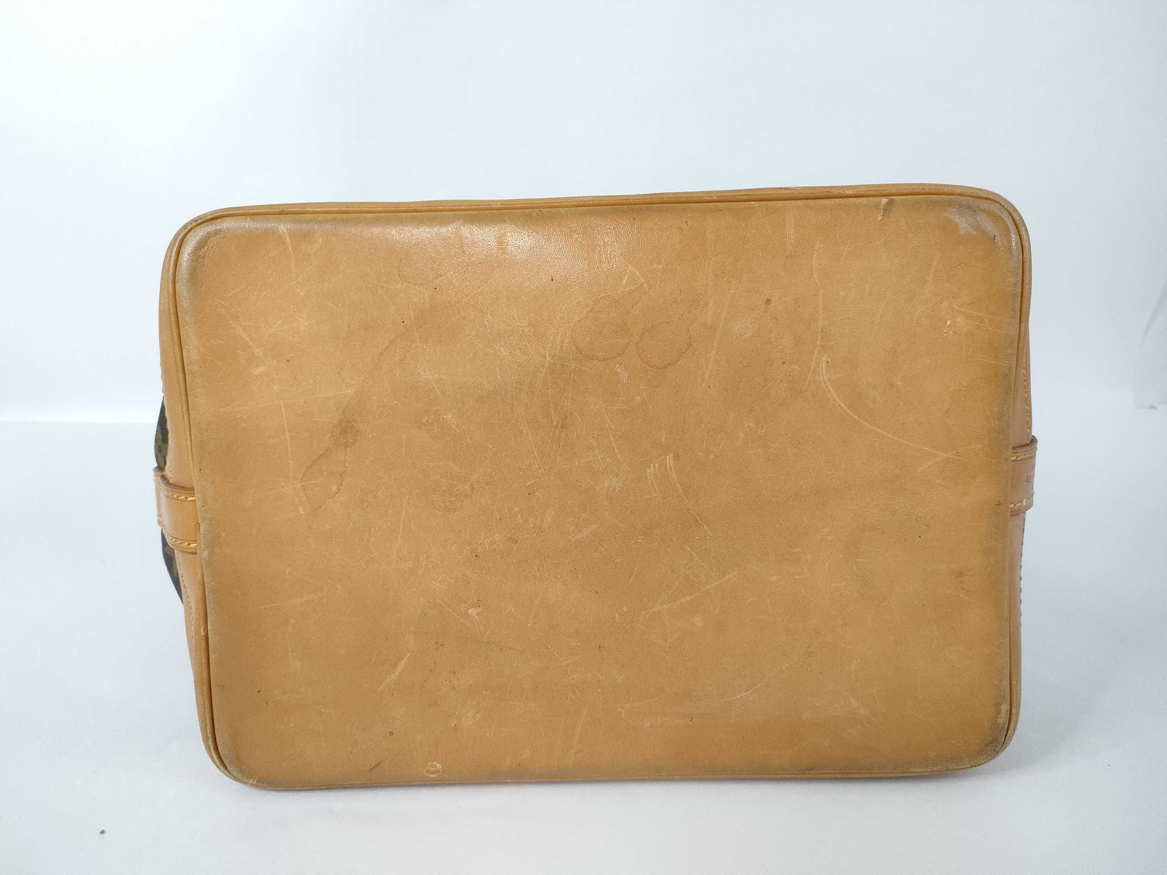 Monogram Noe M42224 Shoulder Bag — view 7