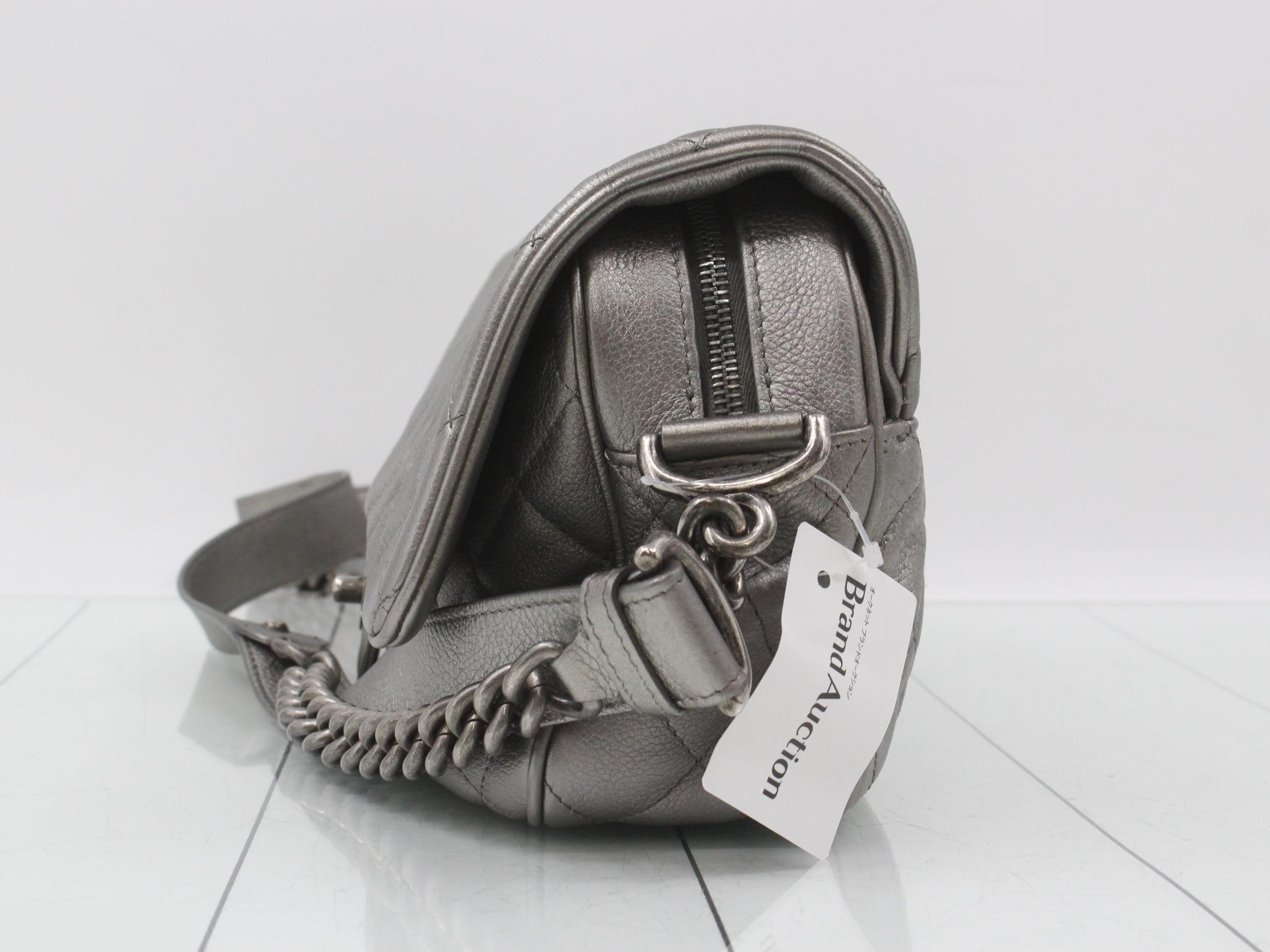 Matelassé Leather Turnlock Semi-Shoulder Bag, Silver Color — view 3