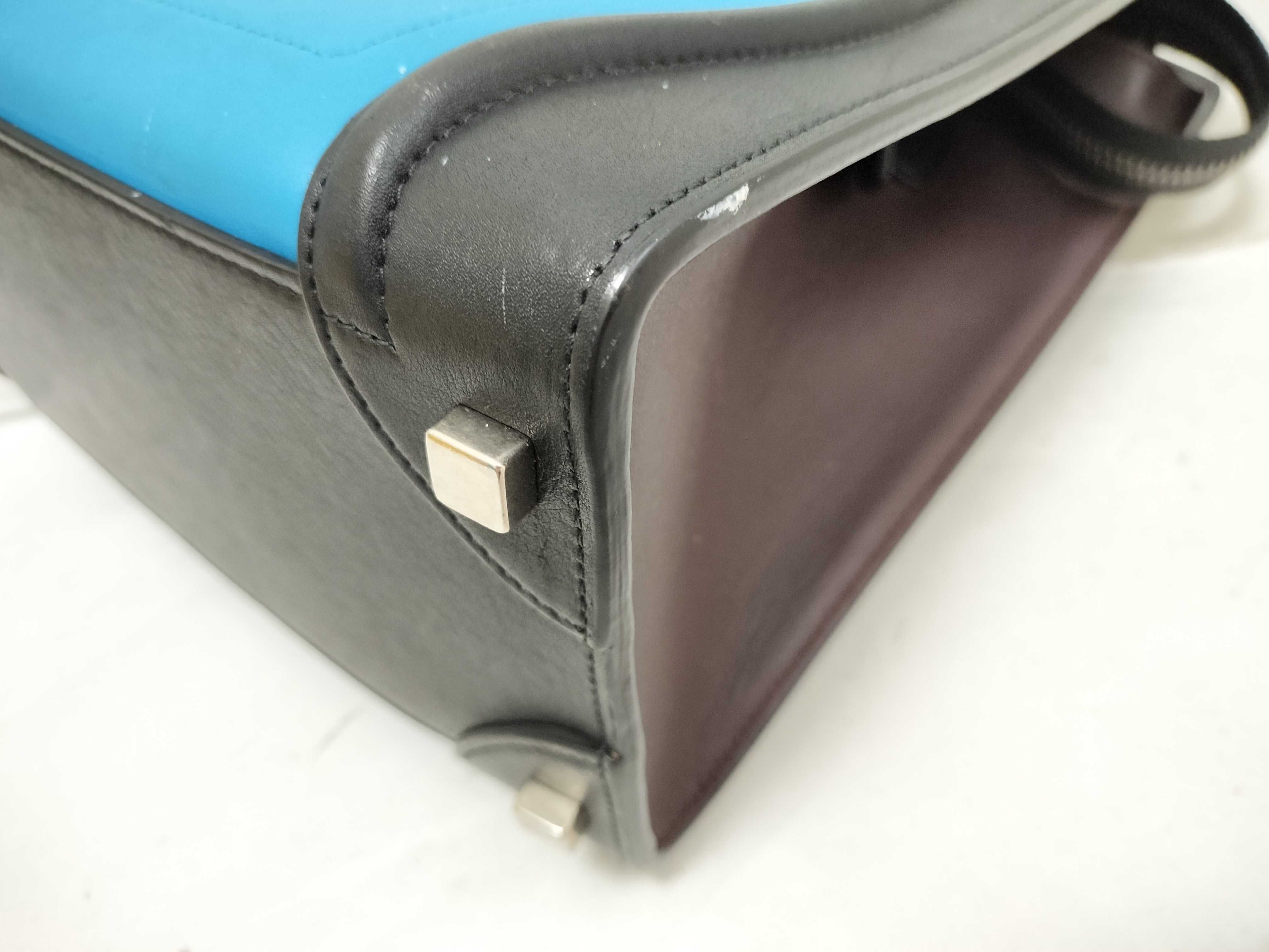 FR- Luggage Micro Shopper Leather Handbag Blue — view 7