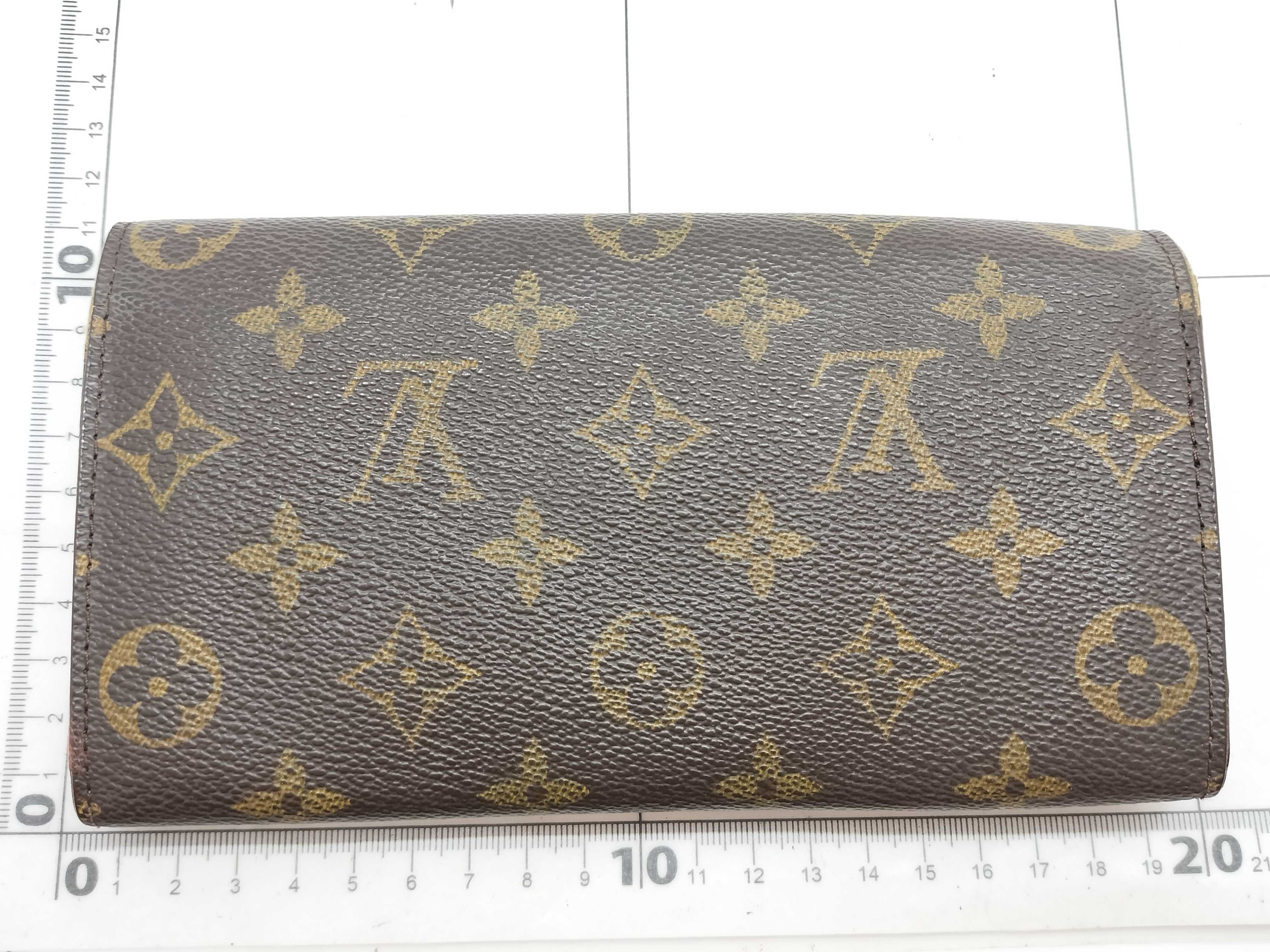 Monogram Portefeuille Sarah (old model) wallet — view 2