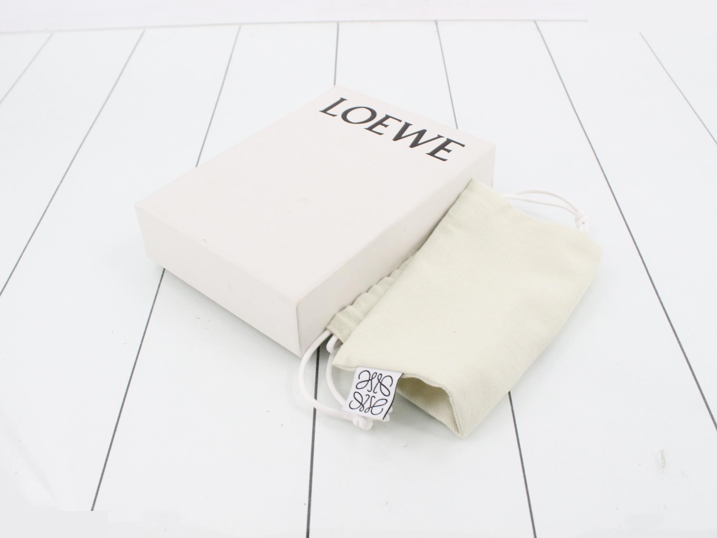 Anagram Tri-fold Elephant Suna Fujita Collaboration Folding Wallet — view 5
