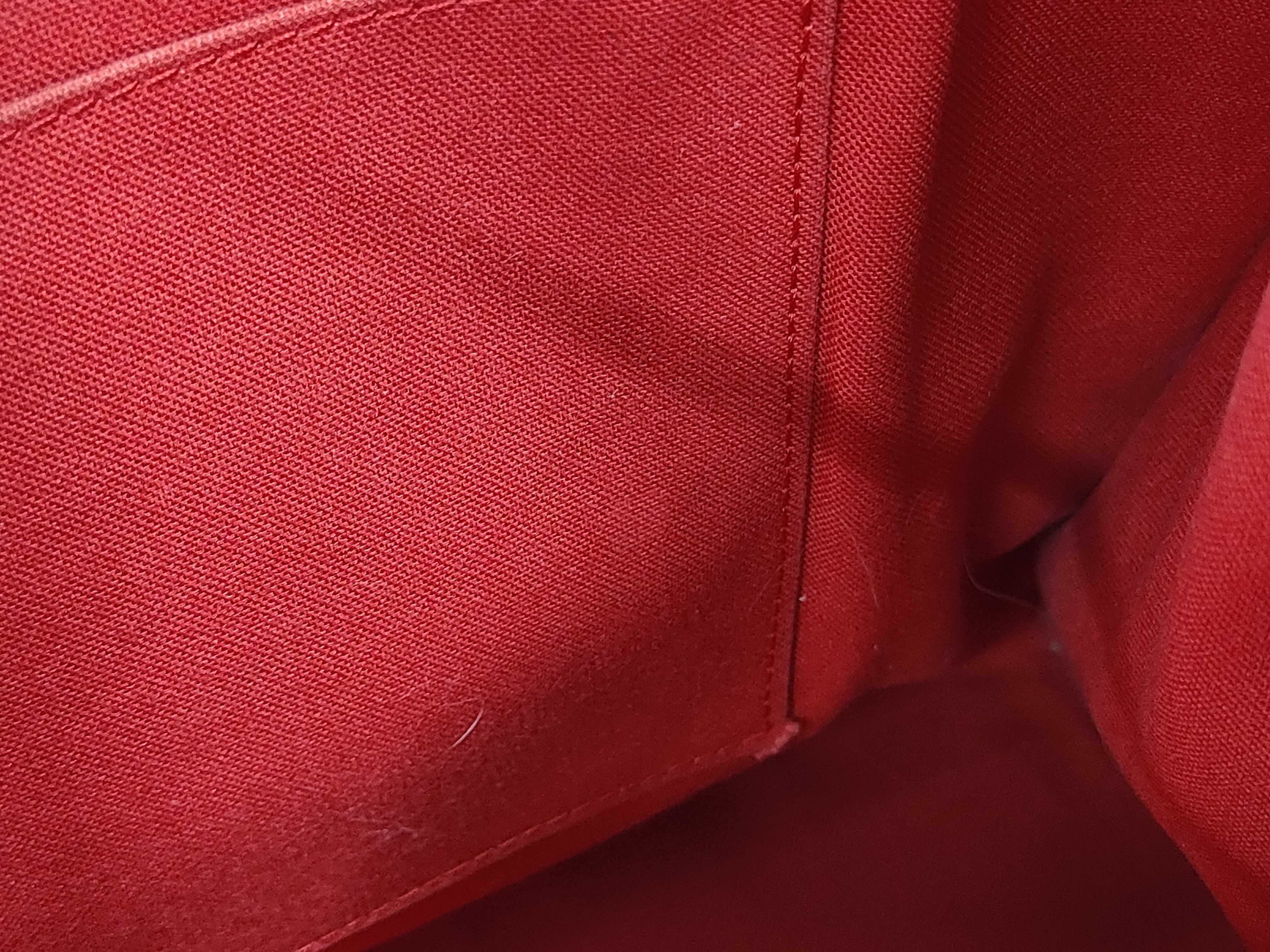 Monogram Giant Reverse OnTheGo GM 2-Way Tote Bag — view 9