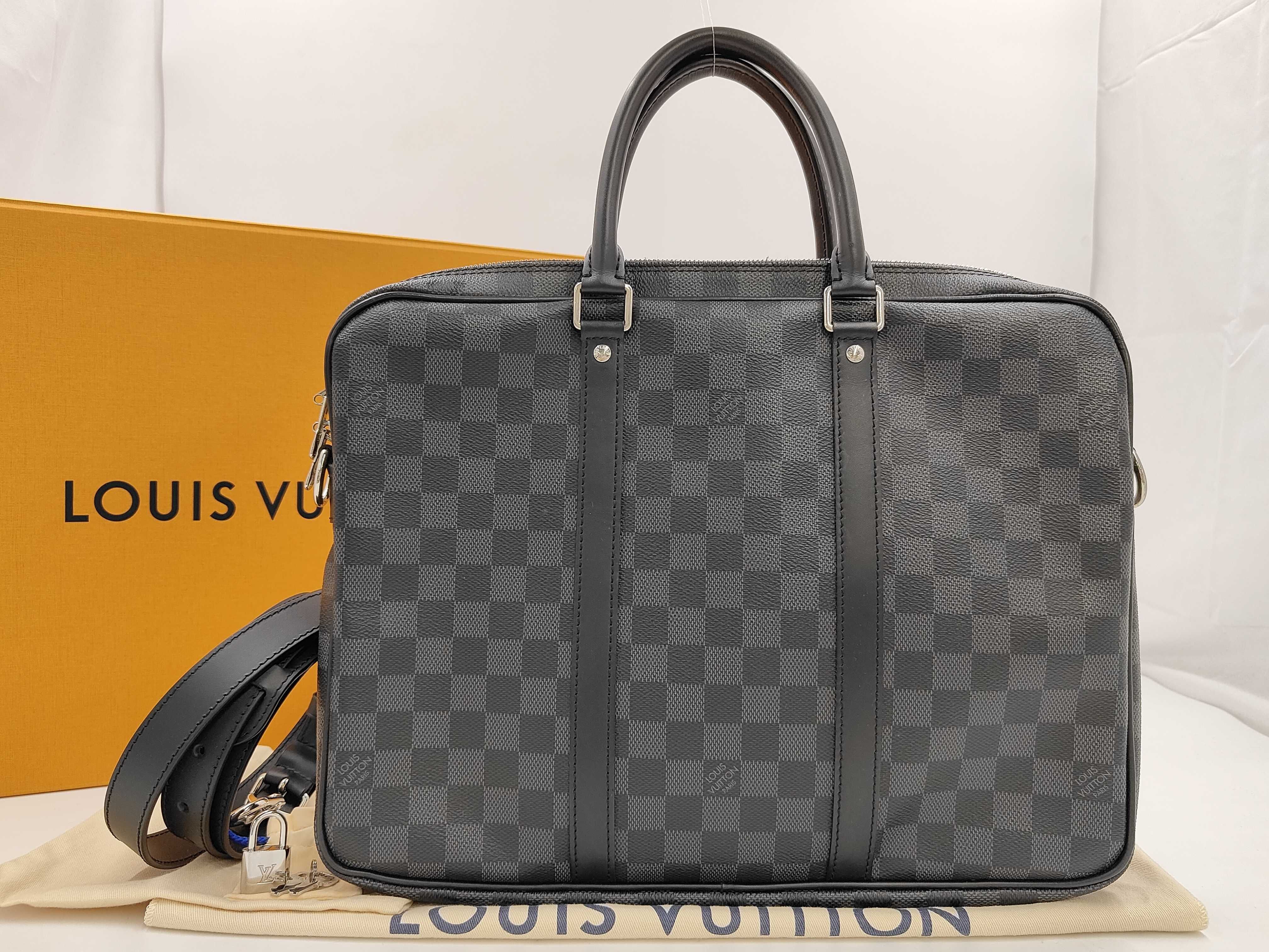 Damier Graphite N41478 Damier Graphite Porte-Documents Voyage PM Business Bag (RFID detected, includes shoulder strap, padlock, 2 keys, box, and dust bag)