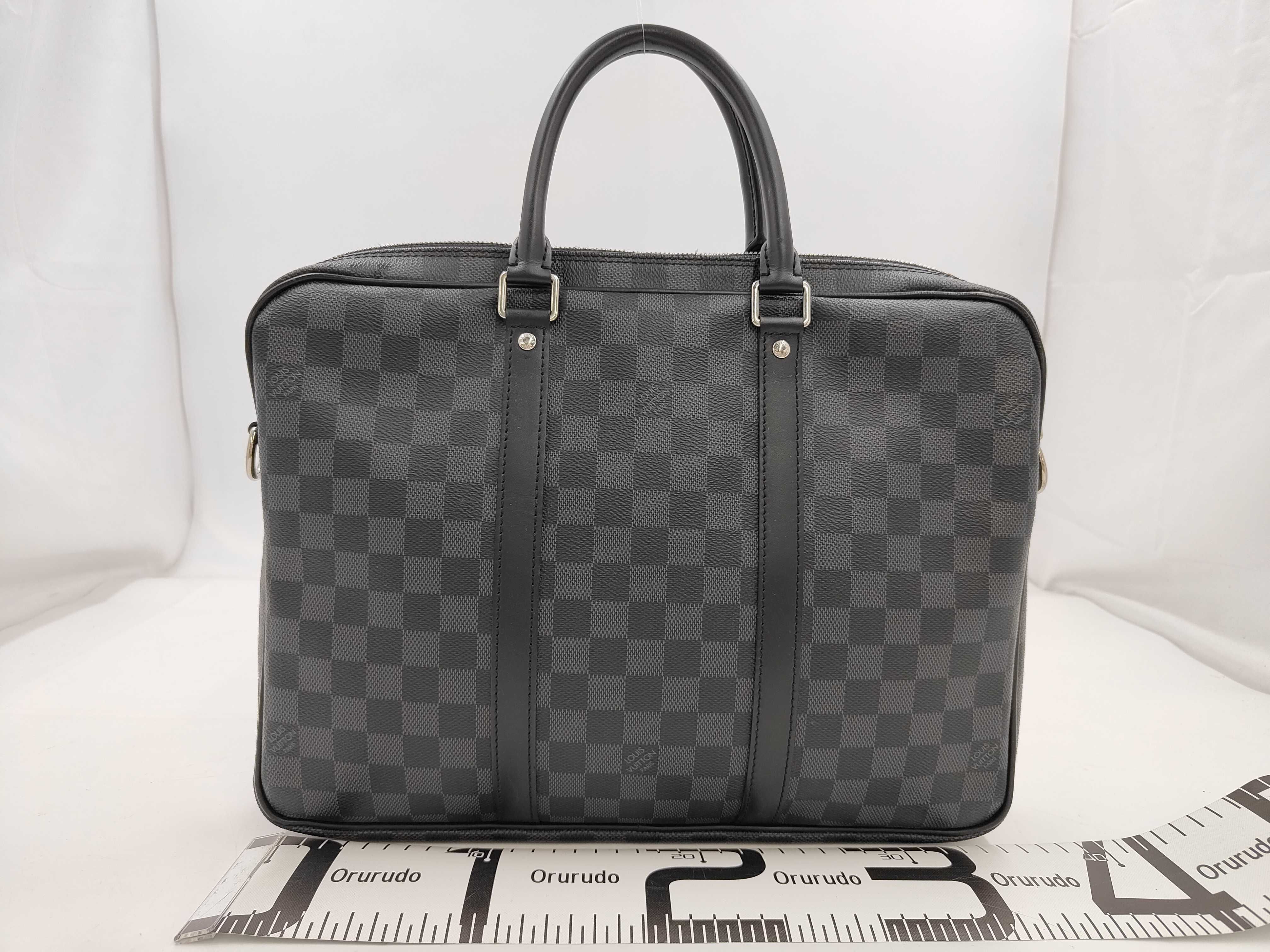 Damier Graphite N41478 Damier Graphite Porte-Documents Voyage PM Business Bag (RFID detected, includes shoulder strap, padlock, 2 keys, box, and dust bag) — view 2