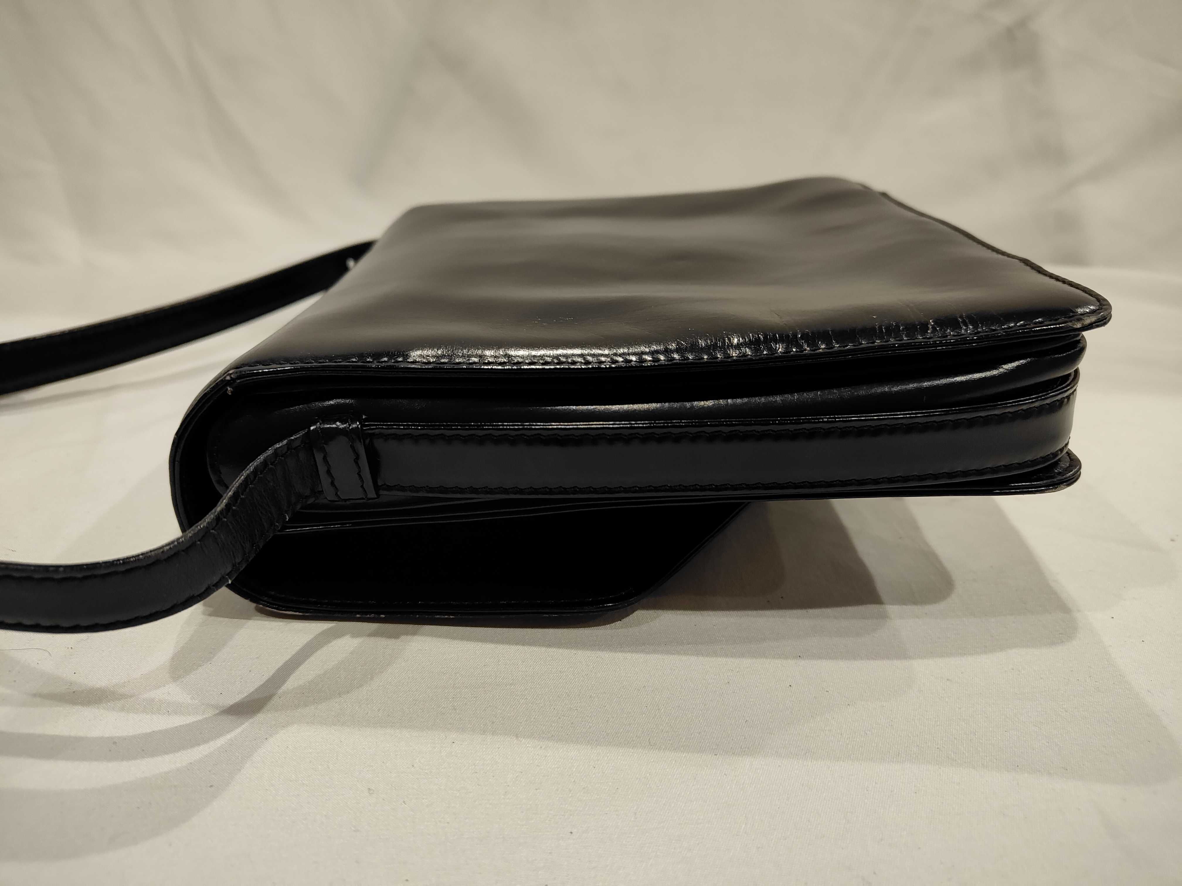 Anagram Flap Shoulder Bag — view 5
