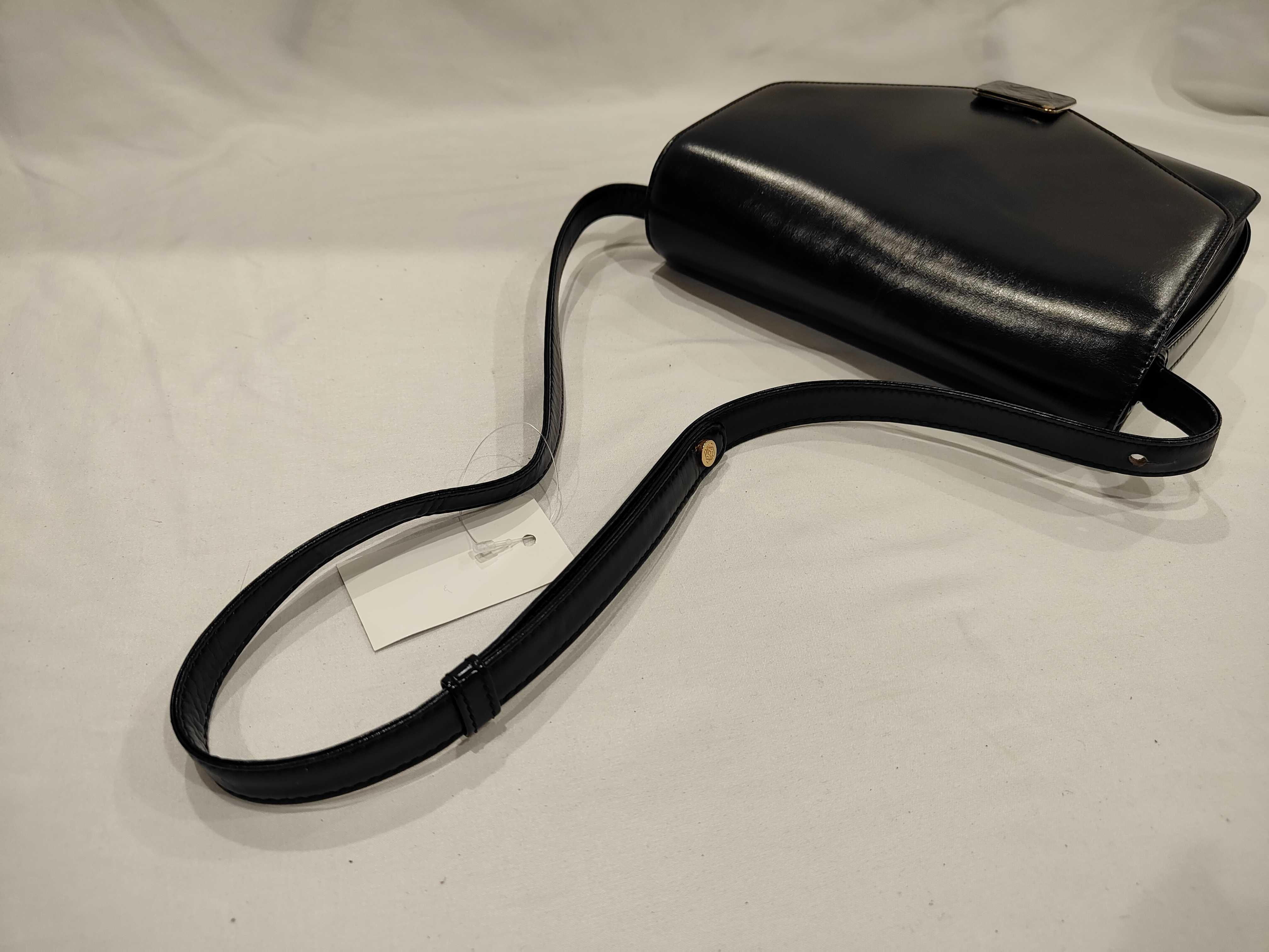 Anagram Flap Shoulder Bag — view 6