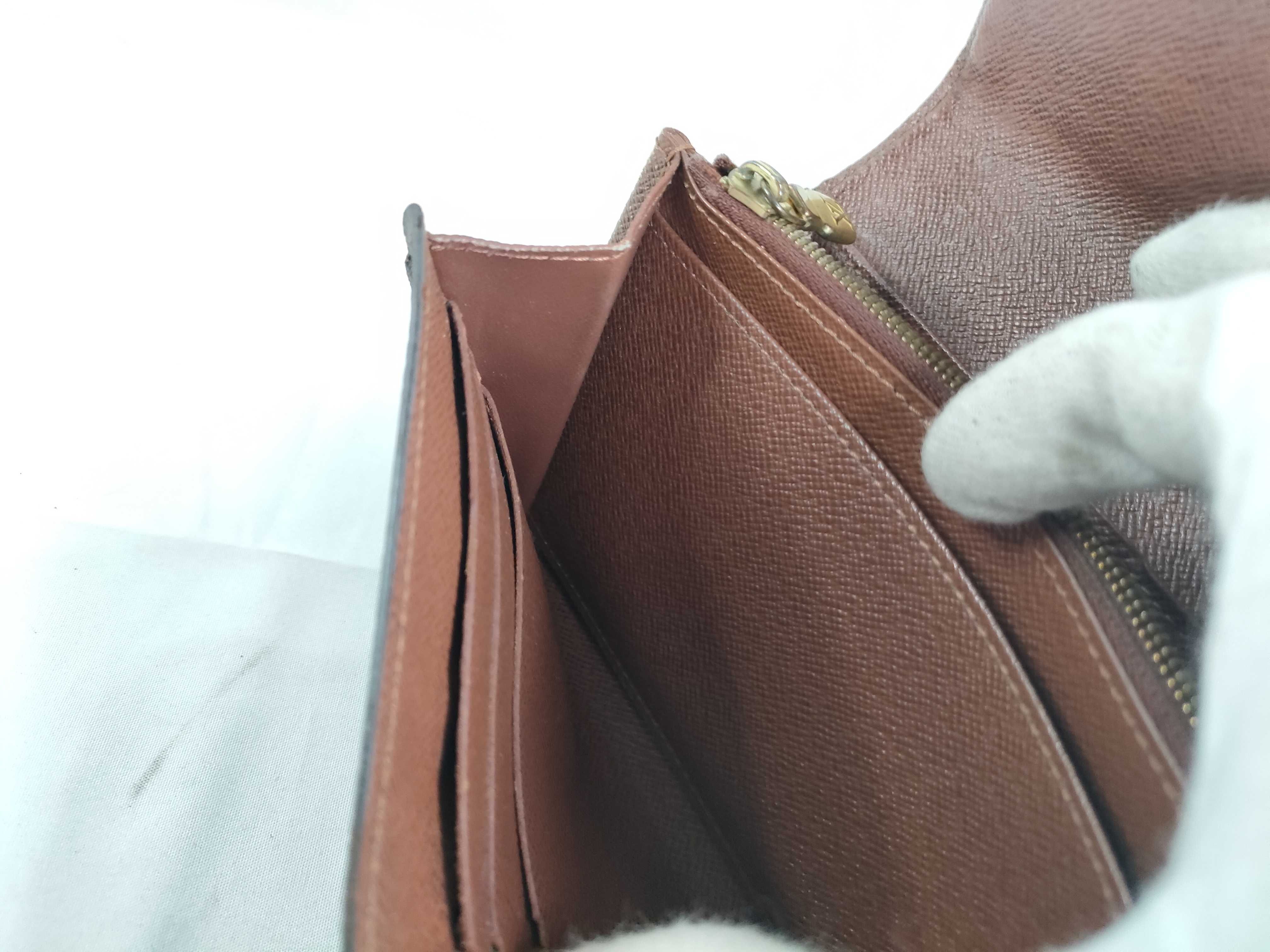 Monogram Louis Vuitton Monogram Sarah Wallet — view 11