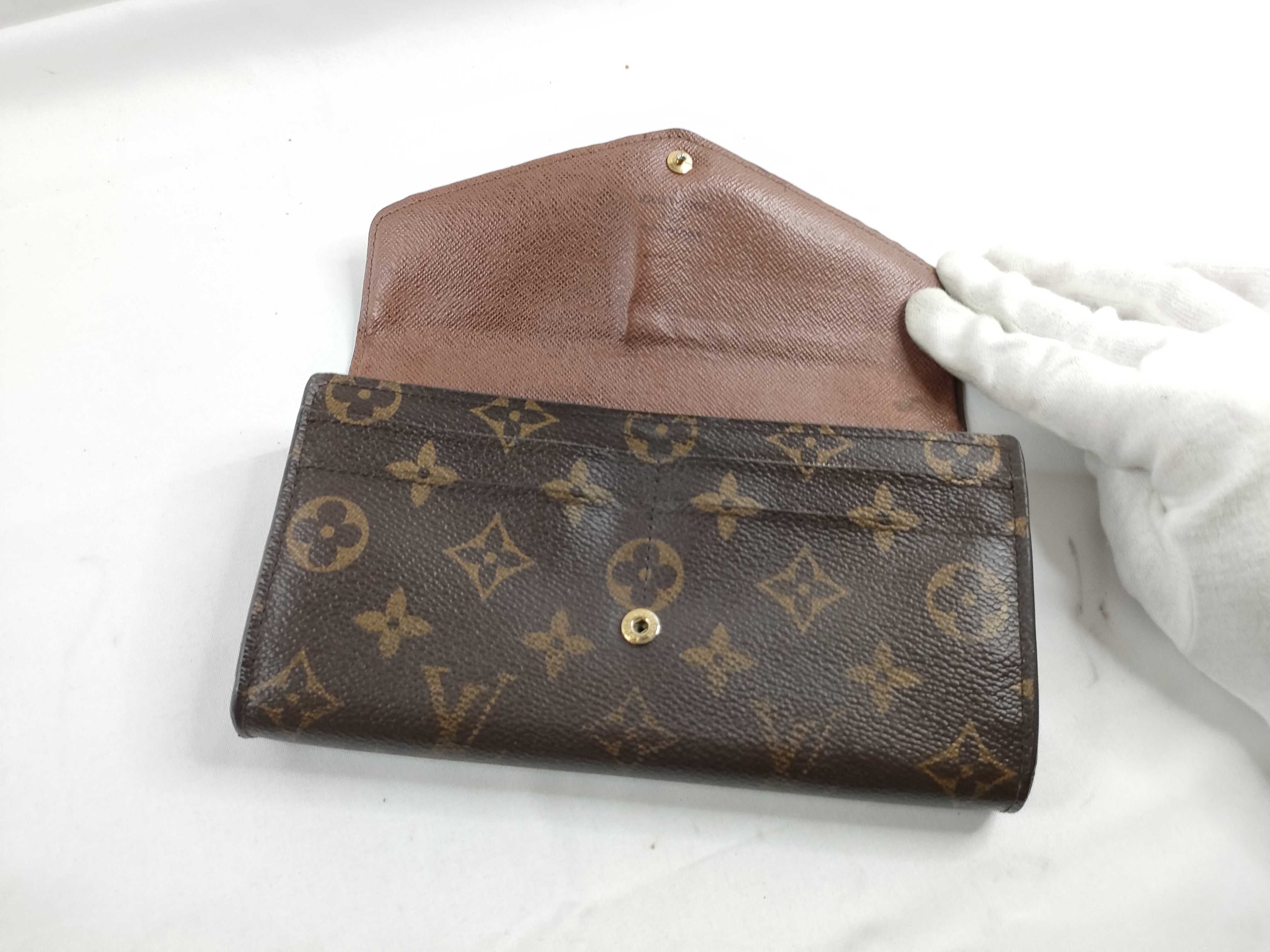 Monogram Louis Vuitton Monogram Sarah Wallet — view 8
