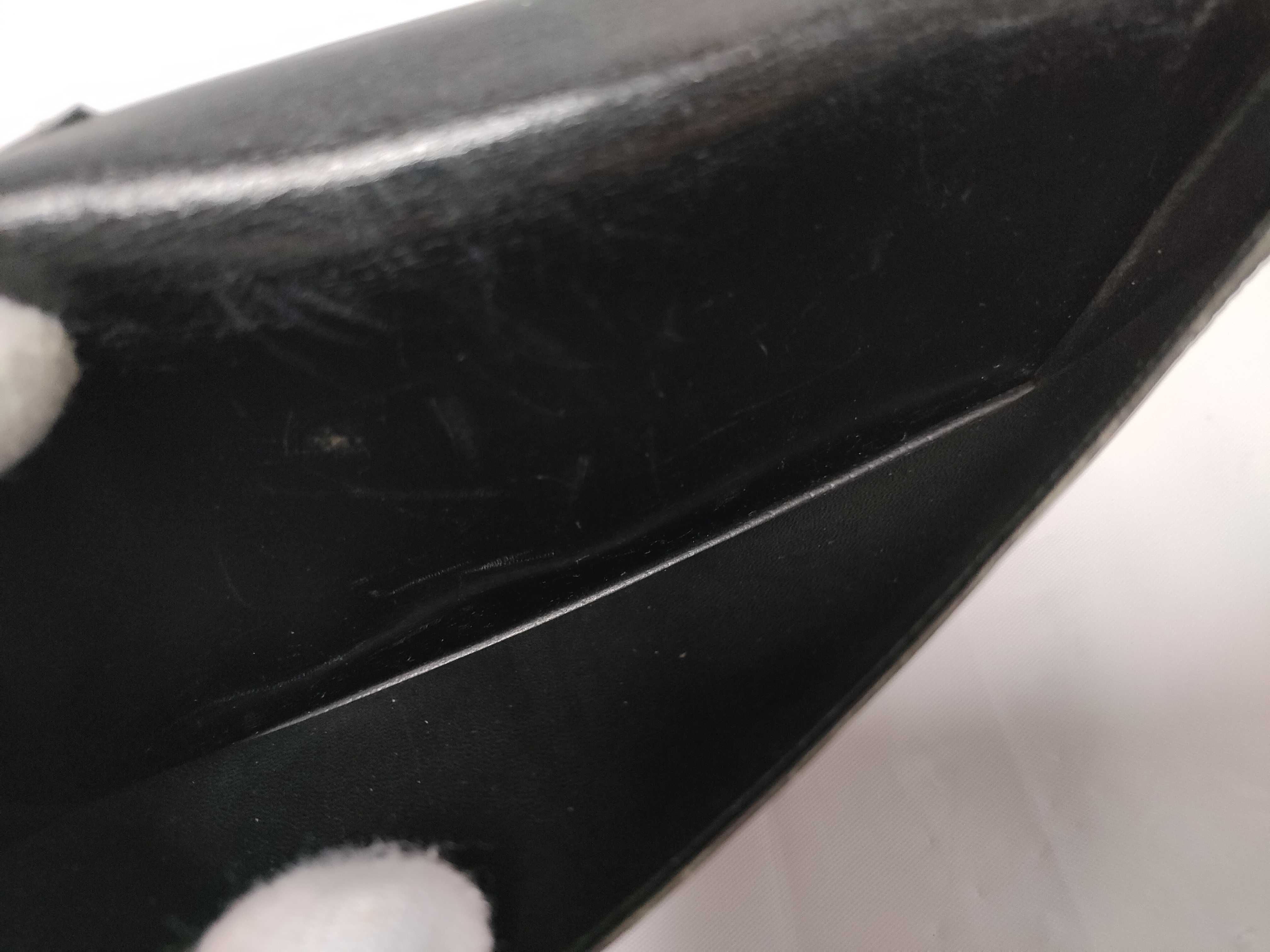 Vintage Leather Wallet — view 9