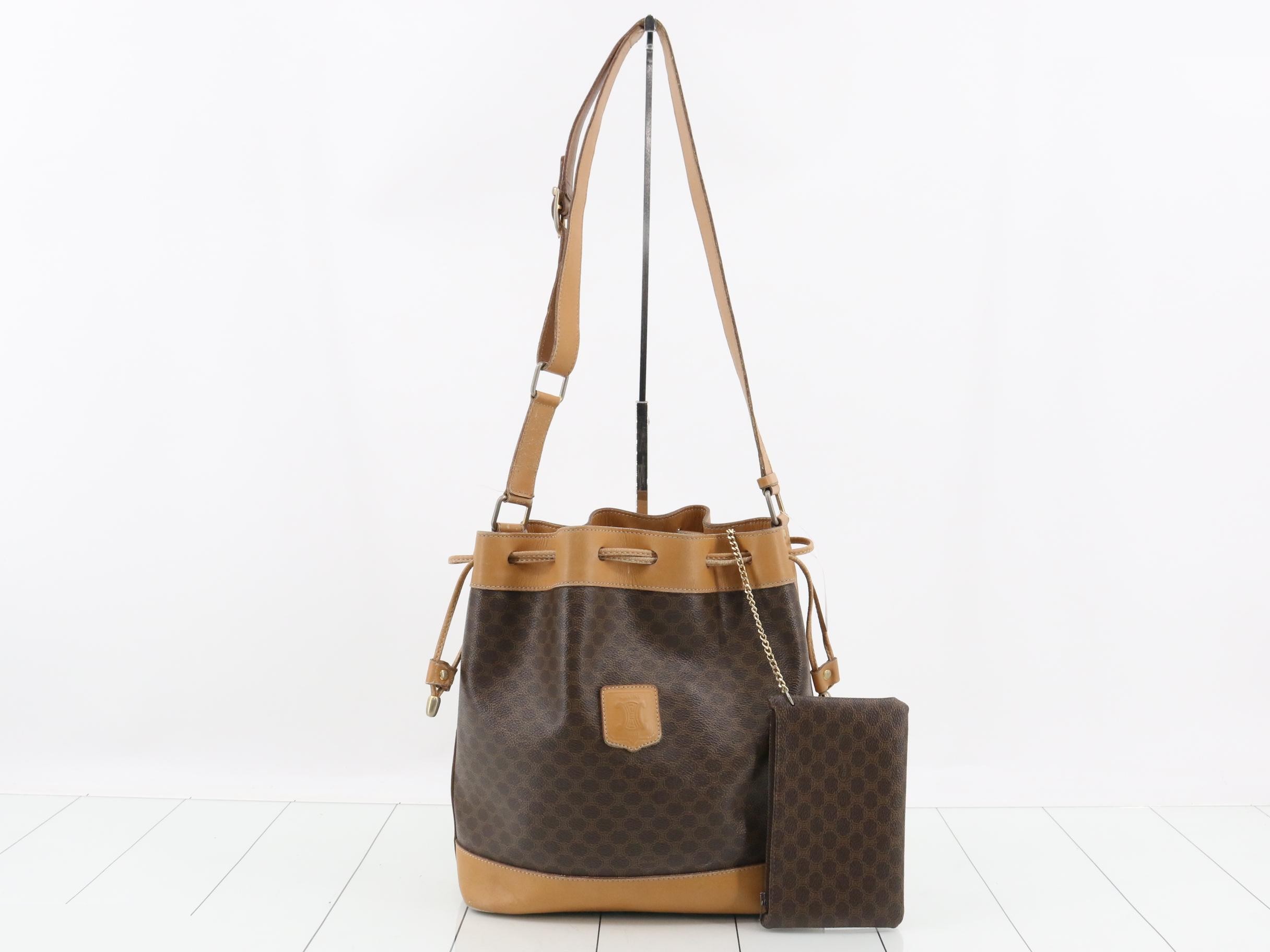 Drawstring shoulder bag