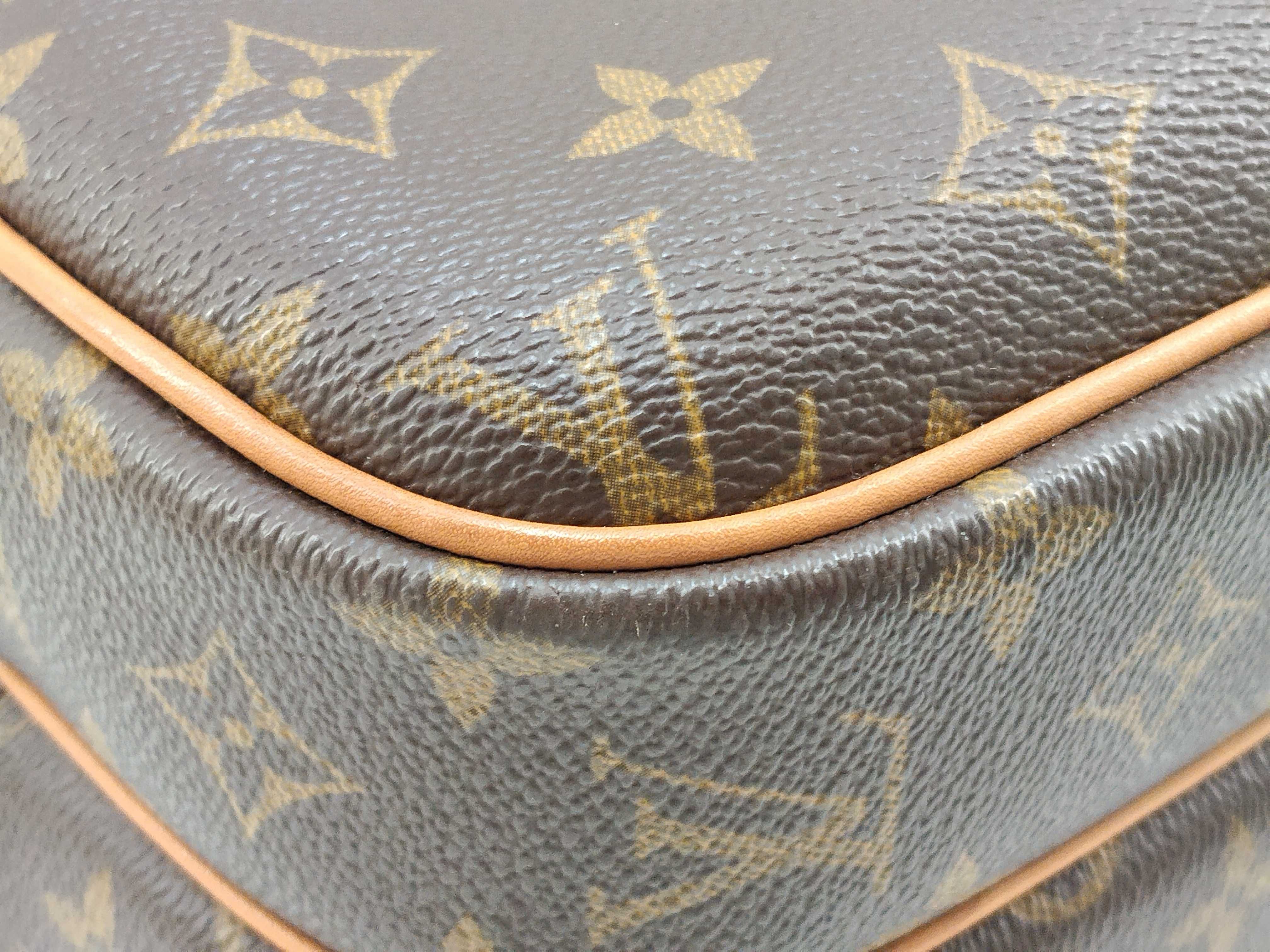 Monogram Louis Vuitton Reporter Bag Shoulder Bag — view 4