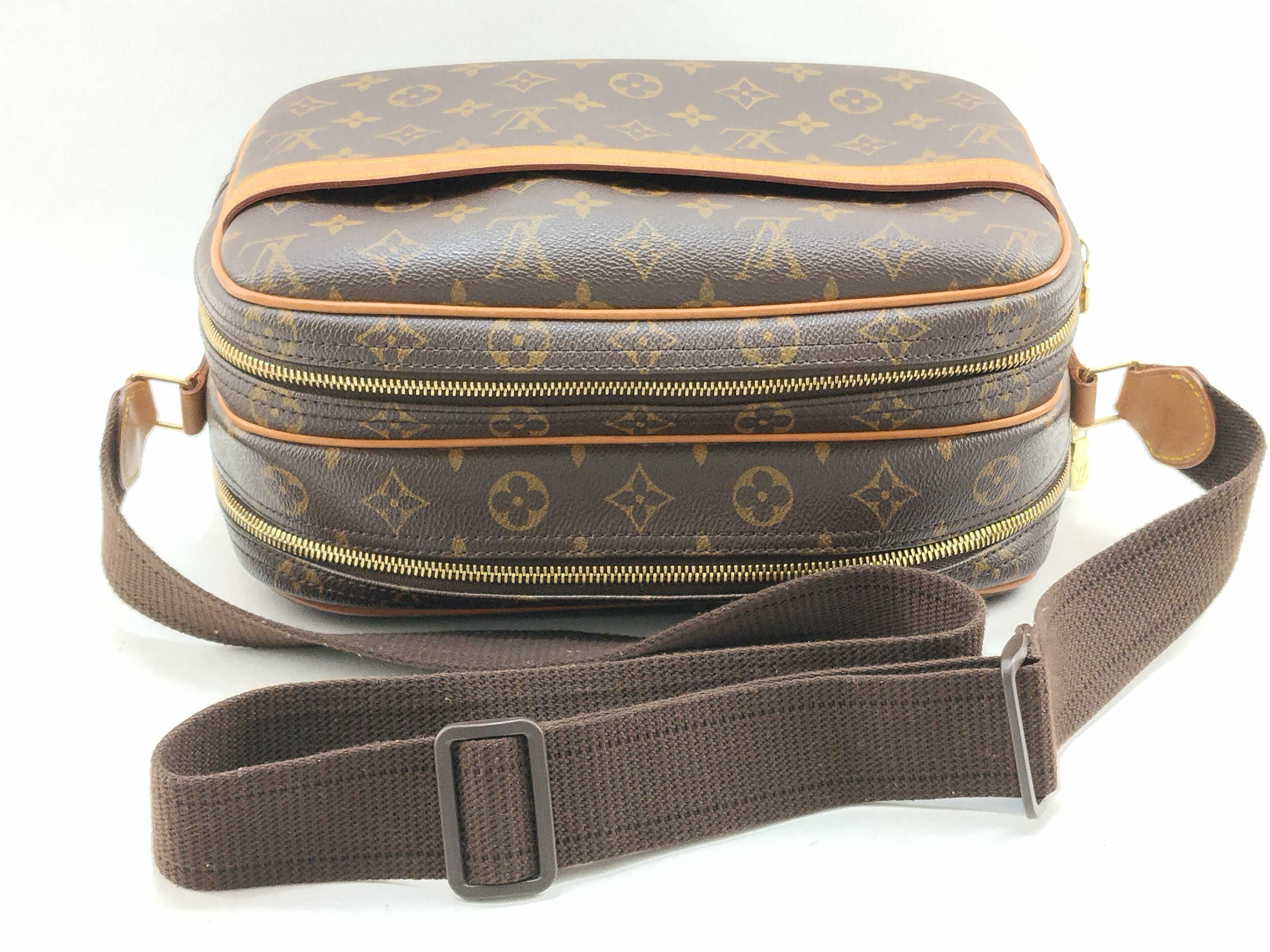 Monogram Louis Vuitton Reporter Bag Shoulder Bag — view 6