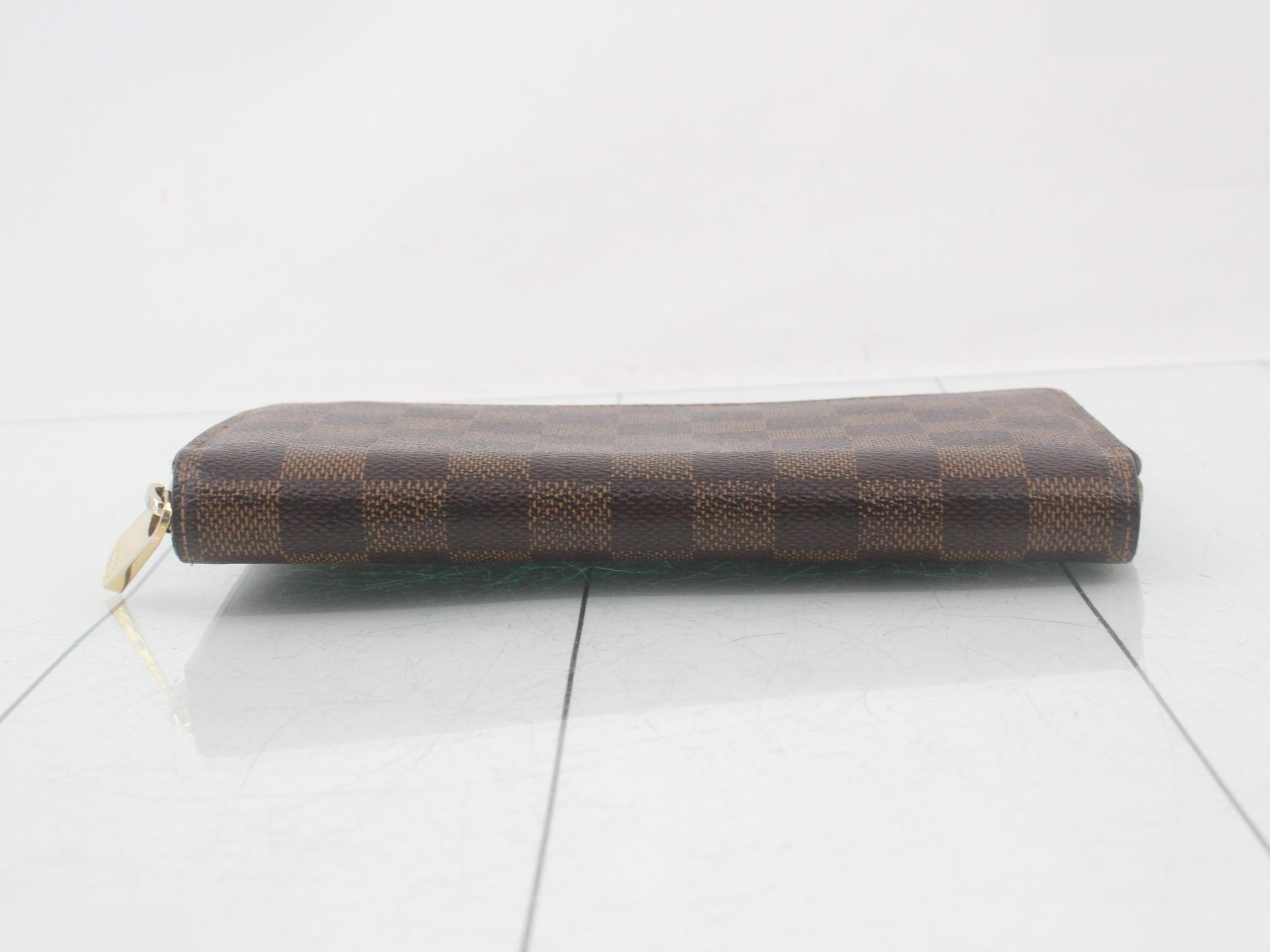 Zippy Wallet — view 3