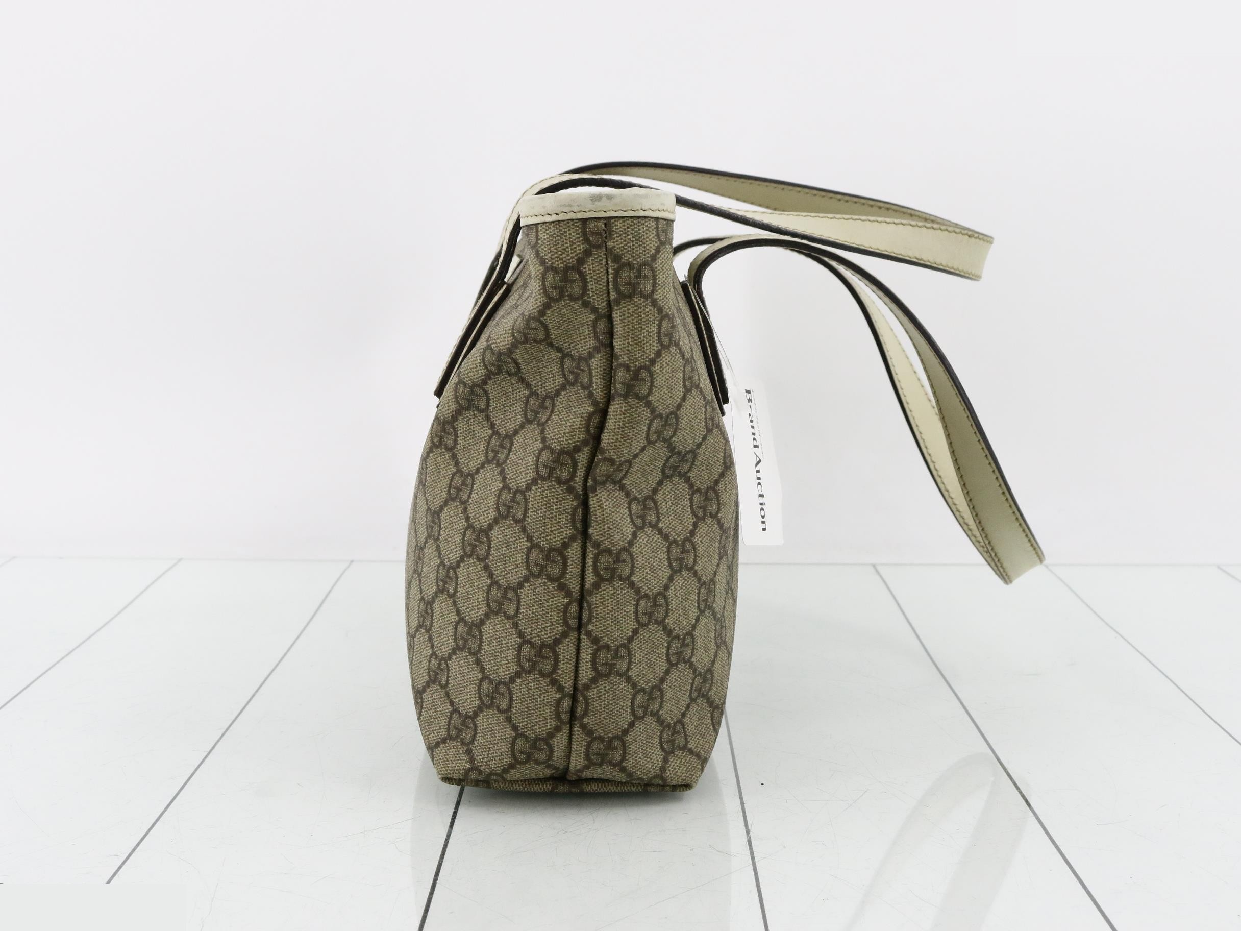 GG Supreme Tote Bag / Handbag — view 3