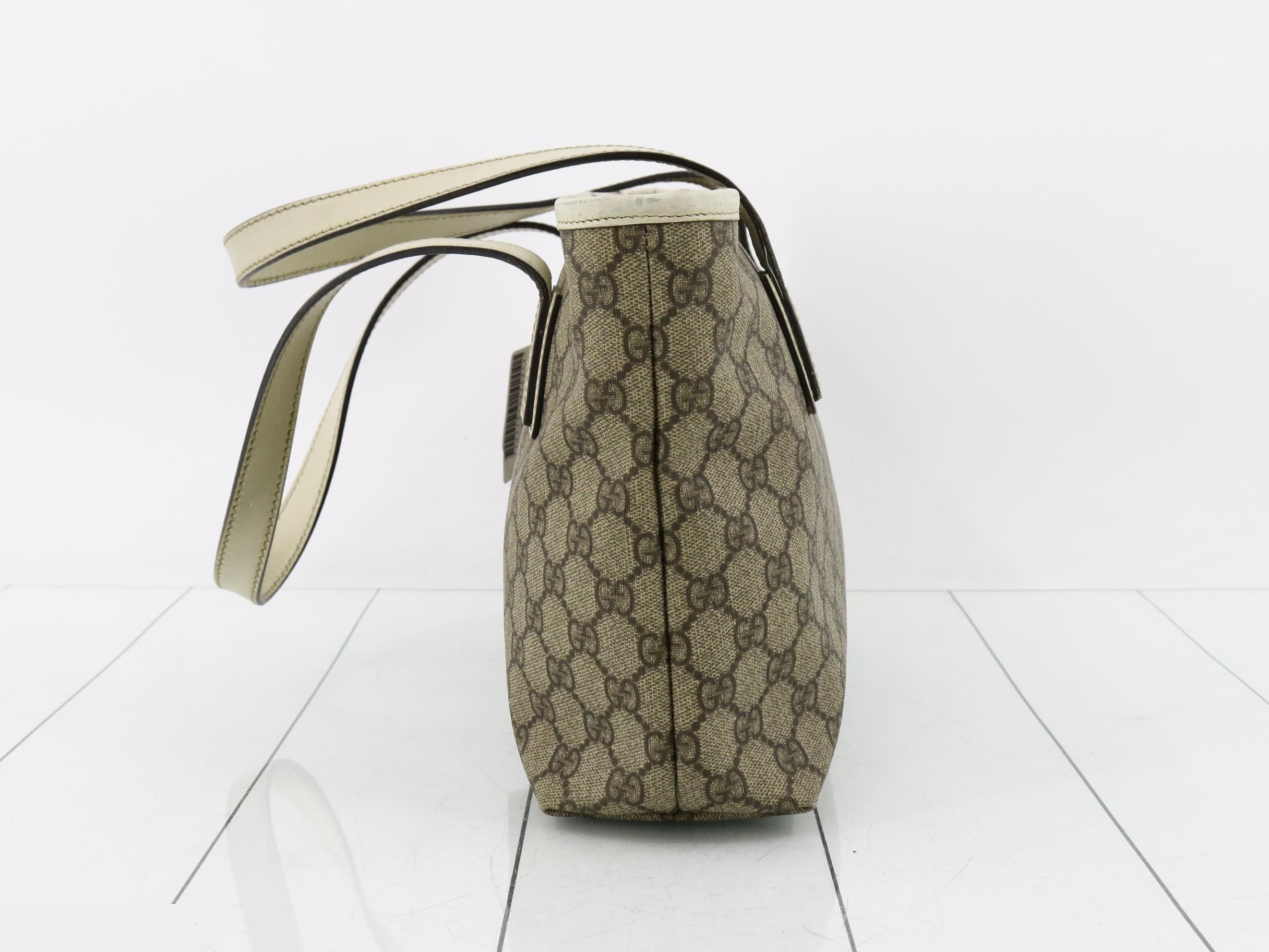 GG Supreme Tote Bag / Handbag — view 4