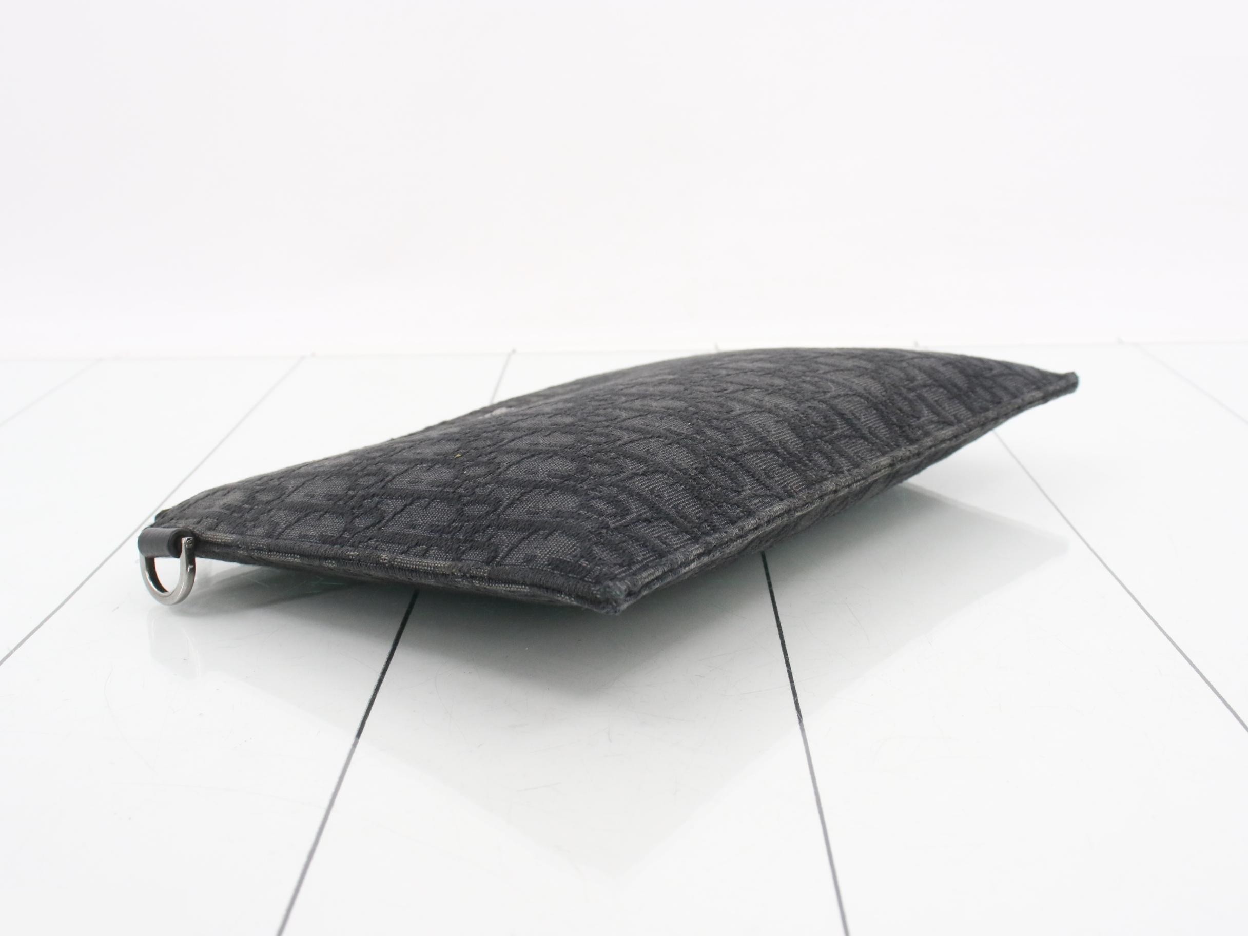 Clutch, Oblique Leather — view 5