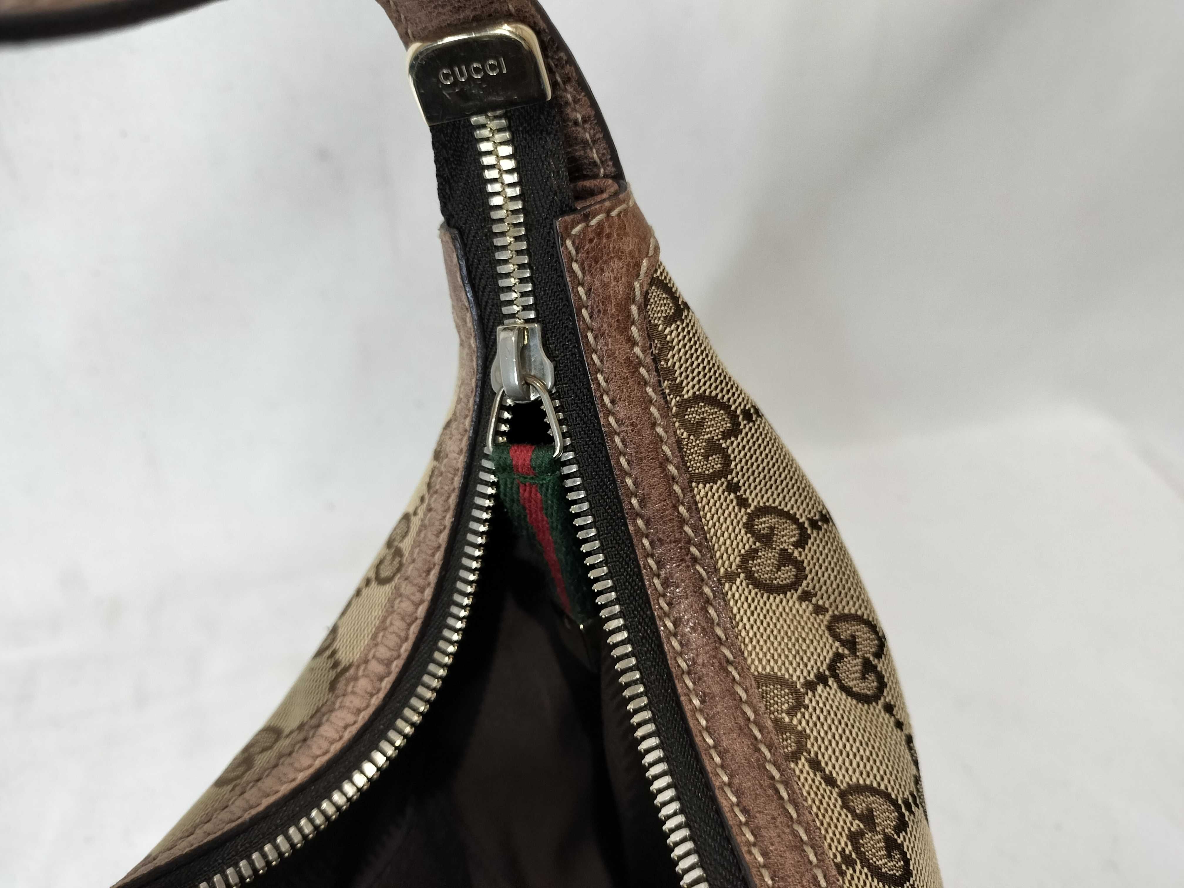 GG Canvas Shoulder Bag 162895 Handbag — view 11
