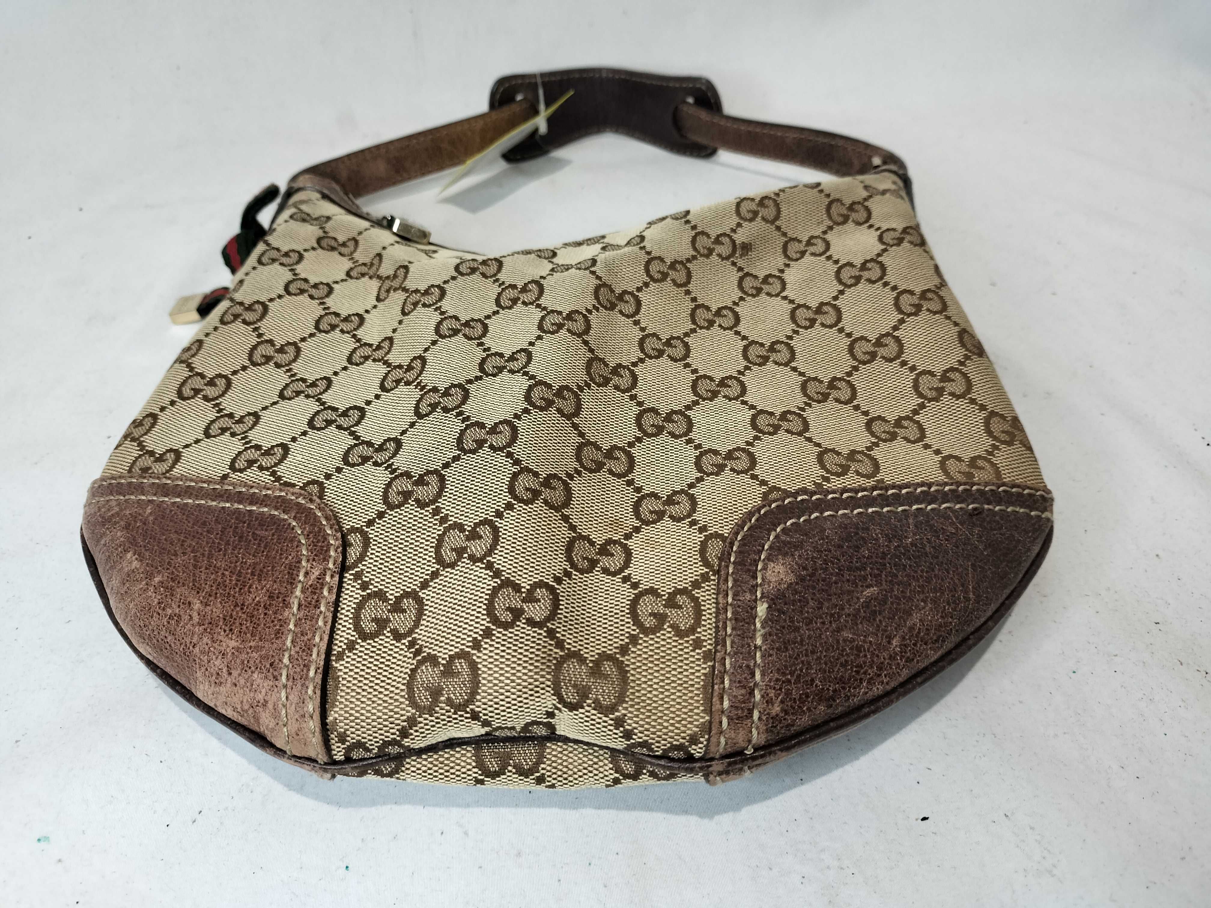 GG Canvas Shoulder Bag 162895 Handbag — view 7