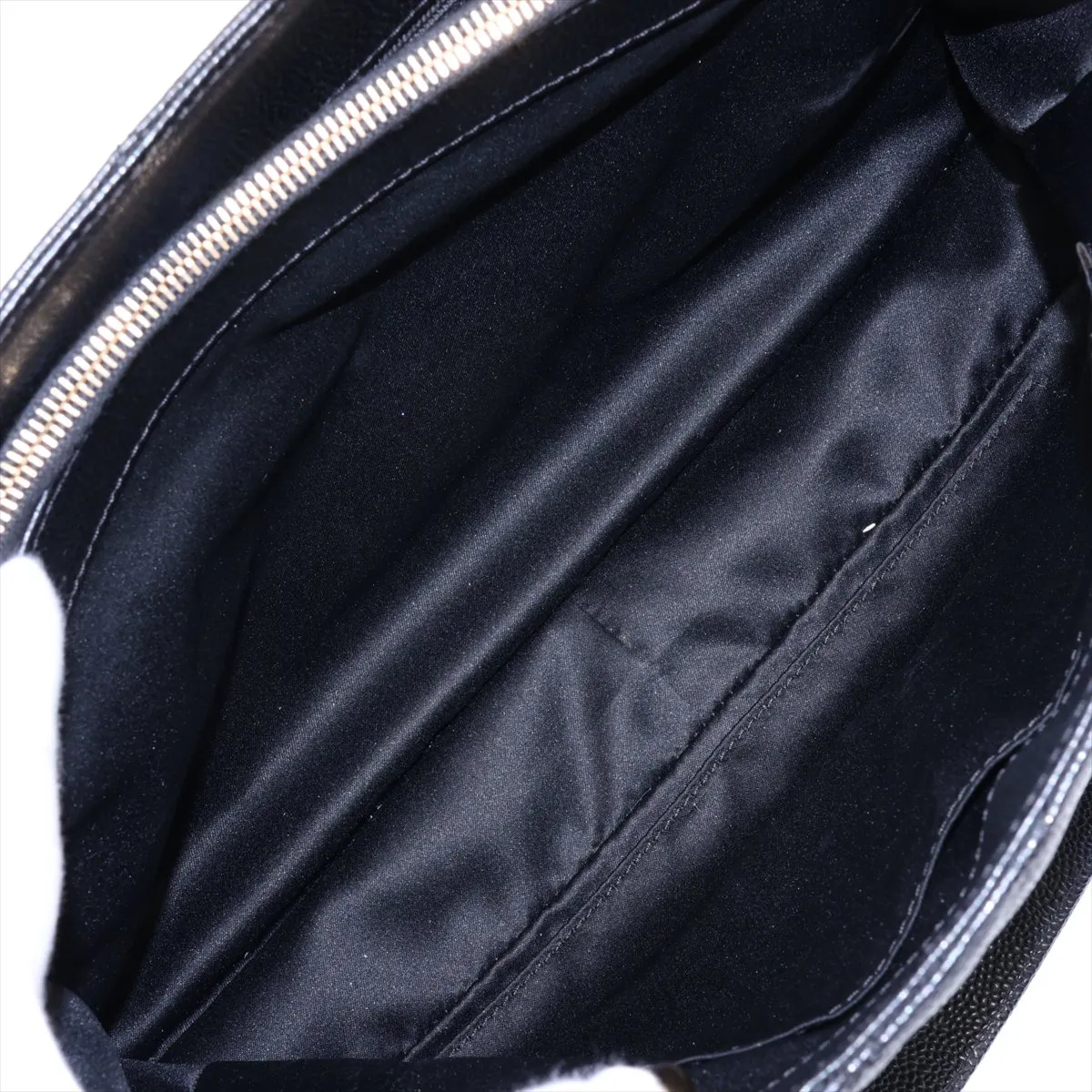 GST Caviar Skin Chain Tote Bag, Black with Gold Hardware, 19127152, Serial Number 19 — view 7