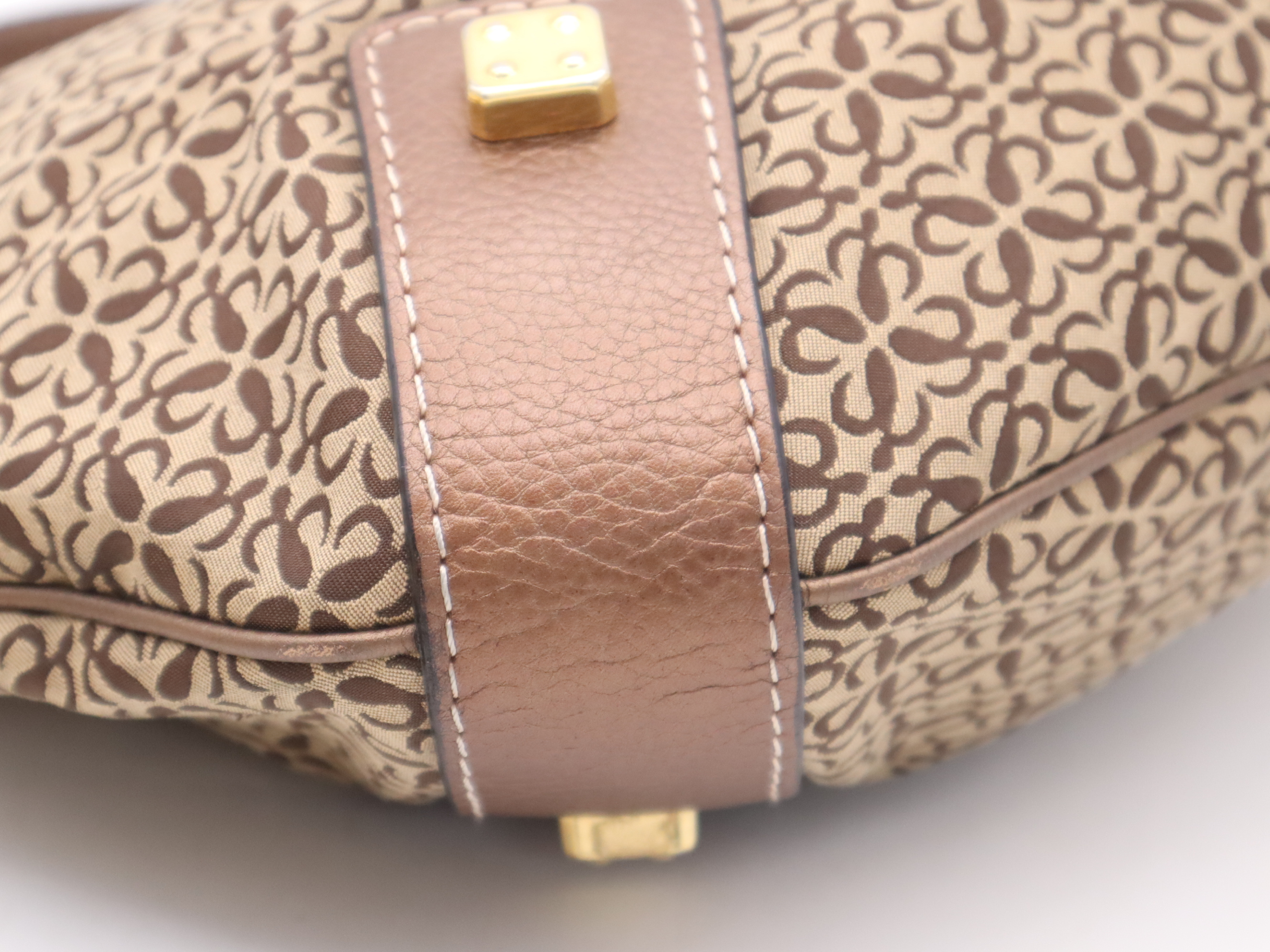 New Road Beige Brown Shoulder Bag with Dust Bag — view 10