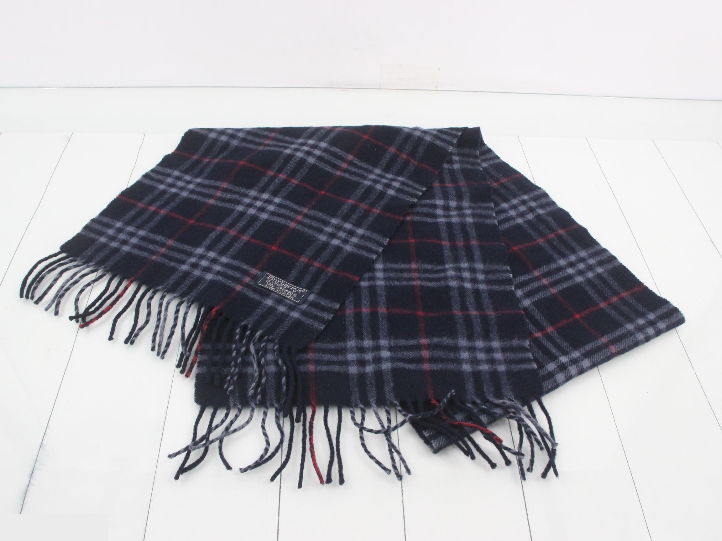 Nova Check Scarf, Navy — view 2