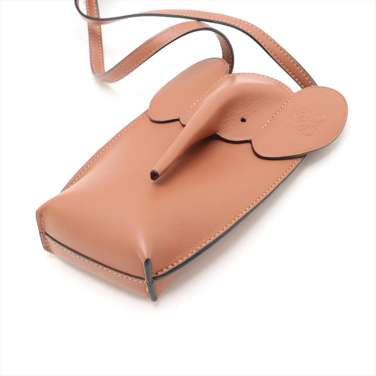 Elephant Pocket Leather Shoulder Bag Brown — view 3