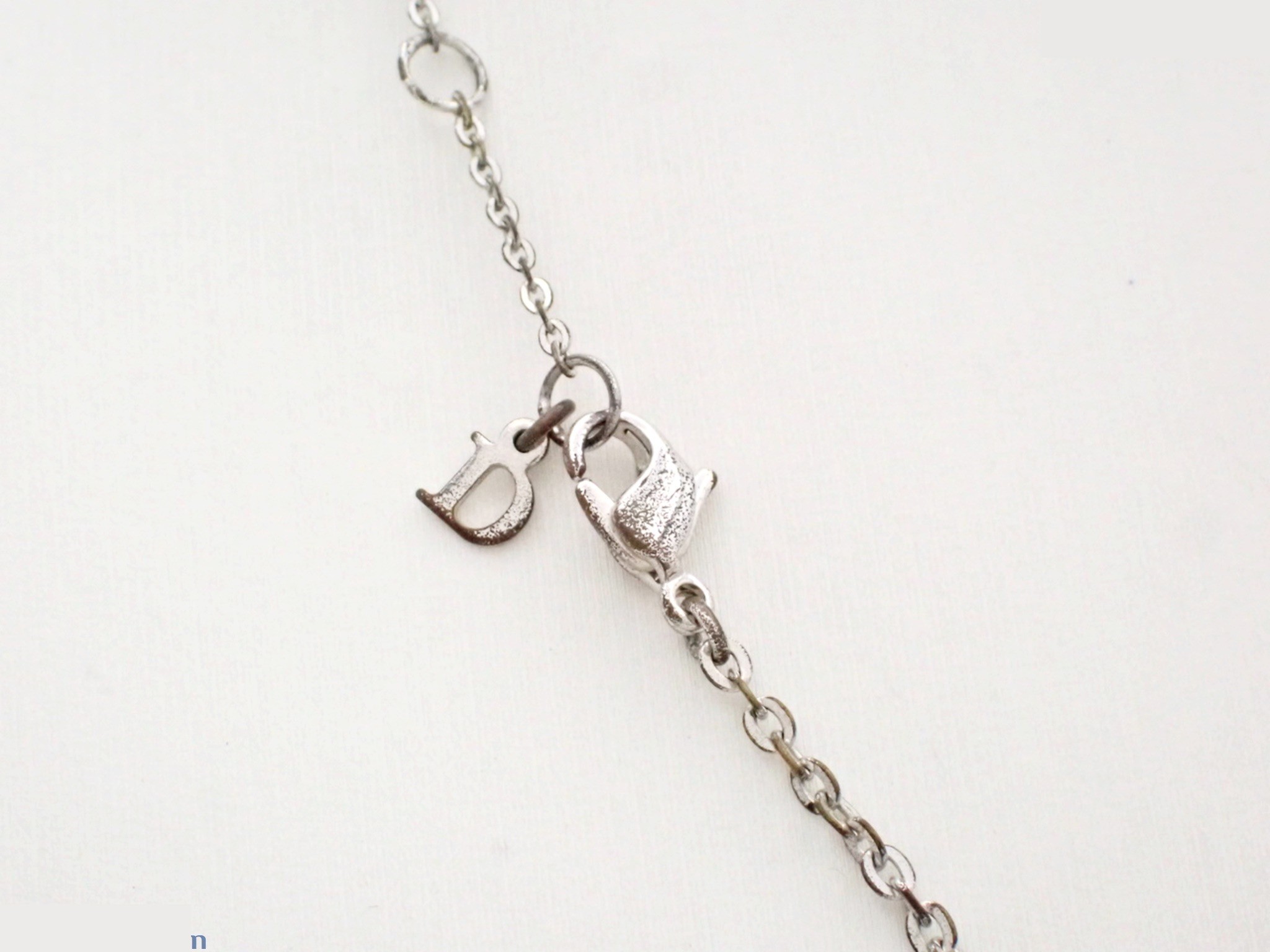 Other lines: Precious metals, necklaces, pendants, logo, heart — view 2