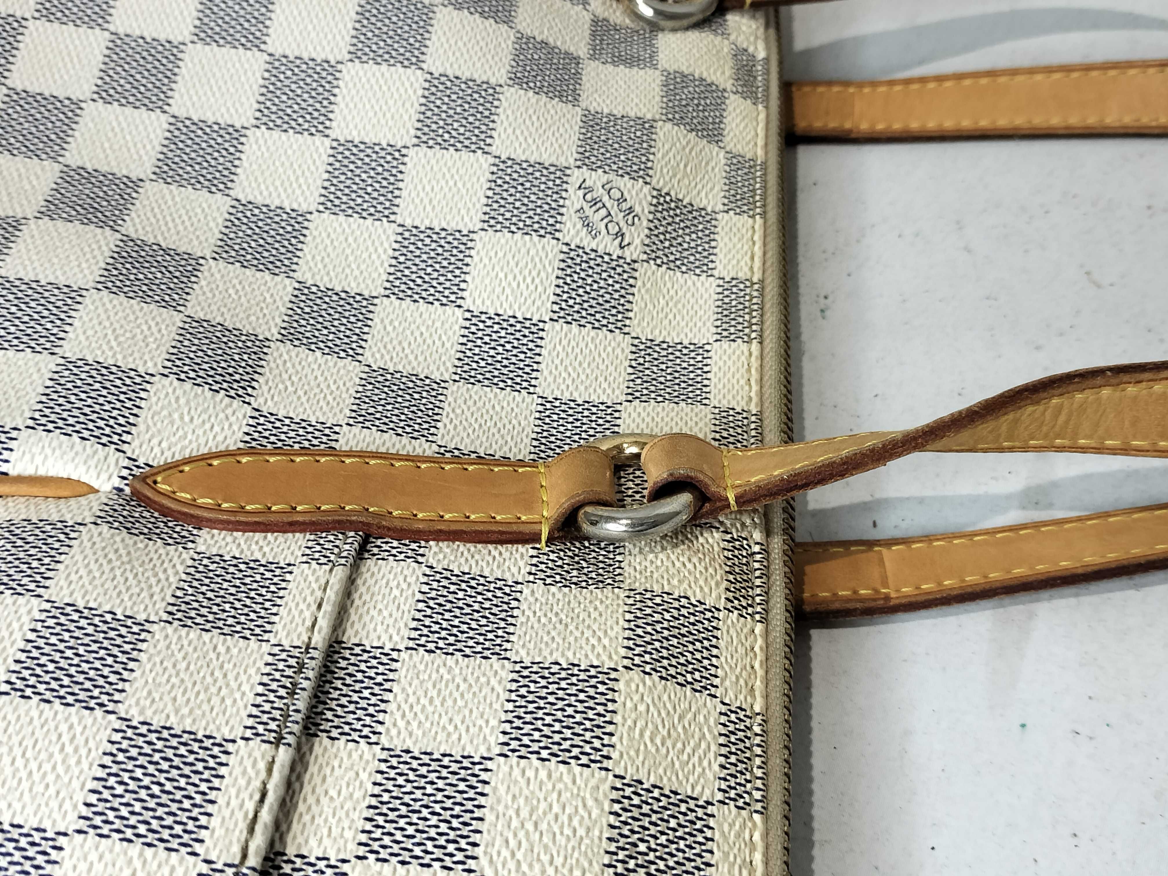 Damier Azur N51262 Totally MM Handbag — view 5