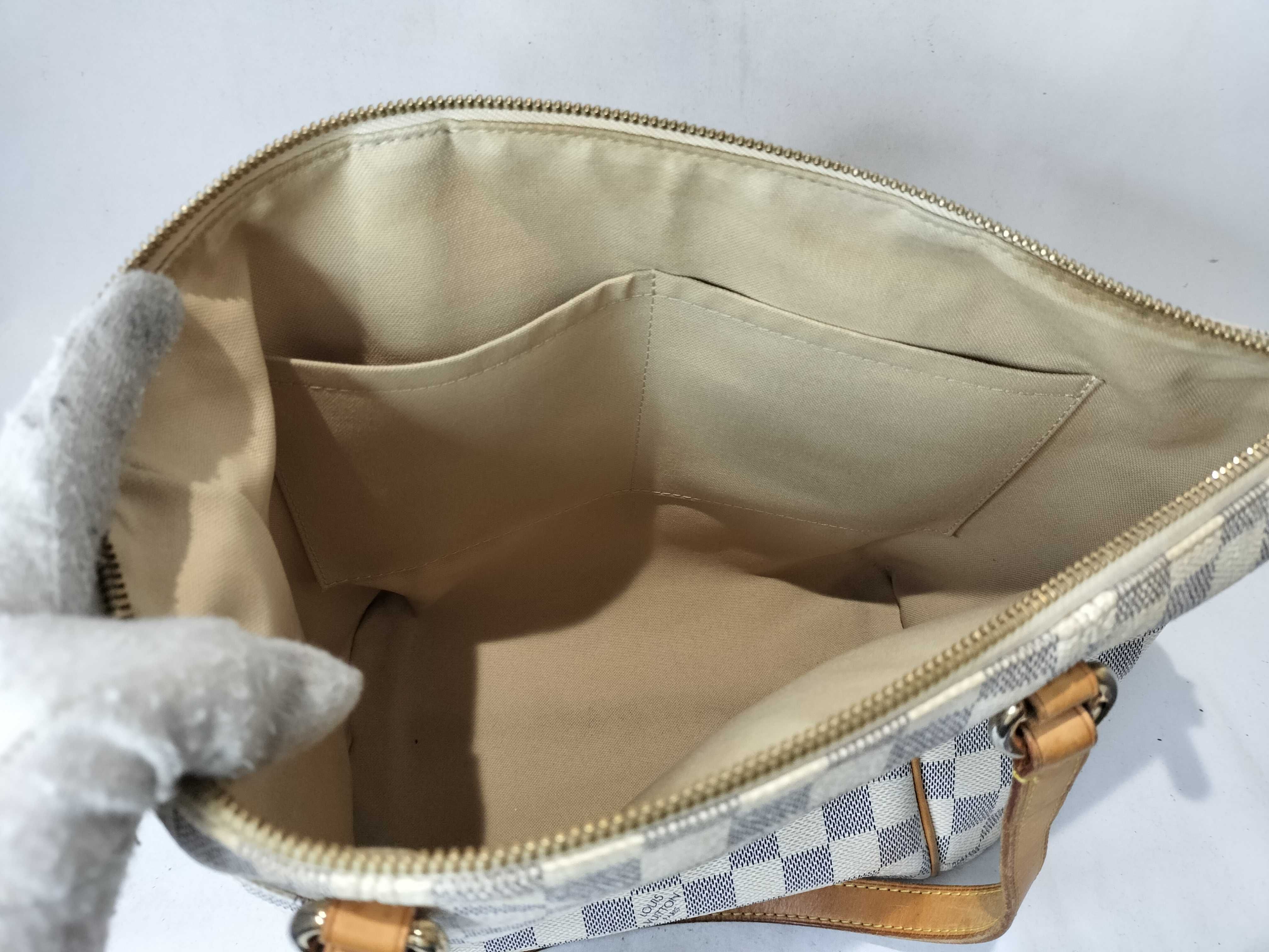 Damier Azur N51262 Totally MM Handbag — view 9