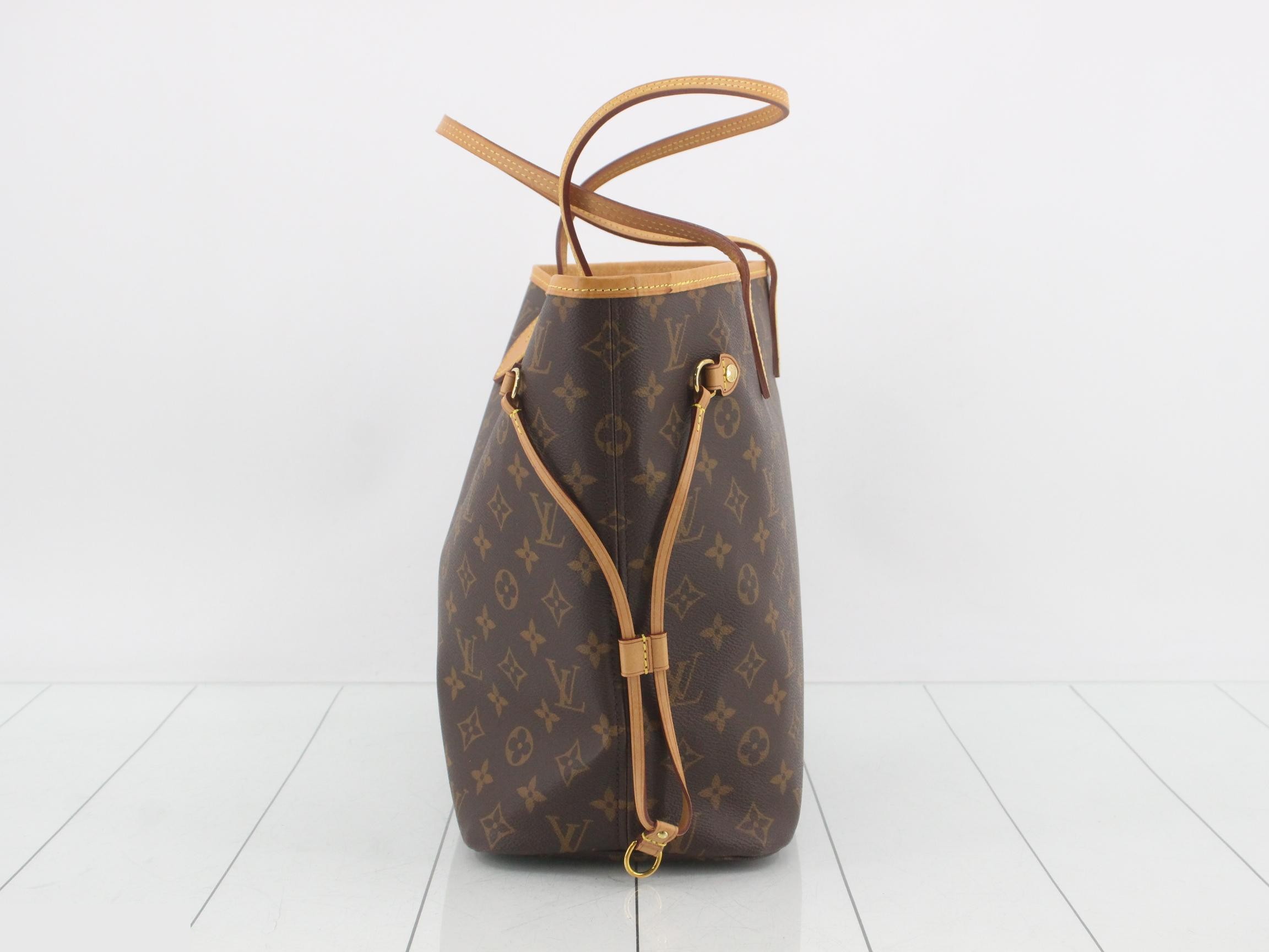 Neverfull MM Cerise with pouch — view 3