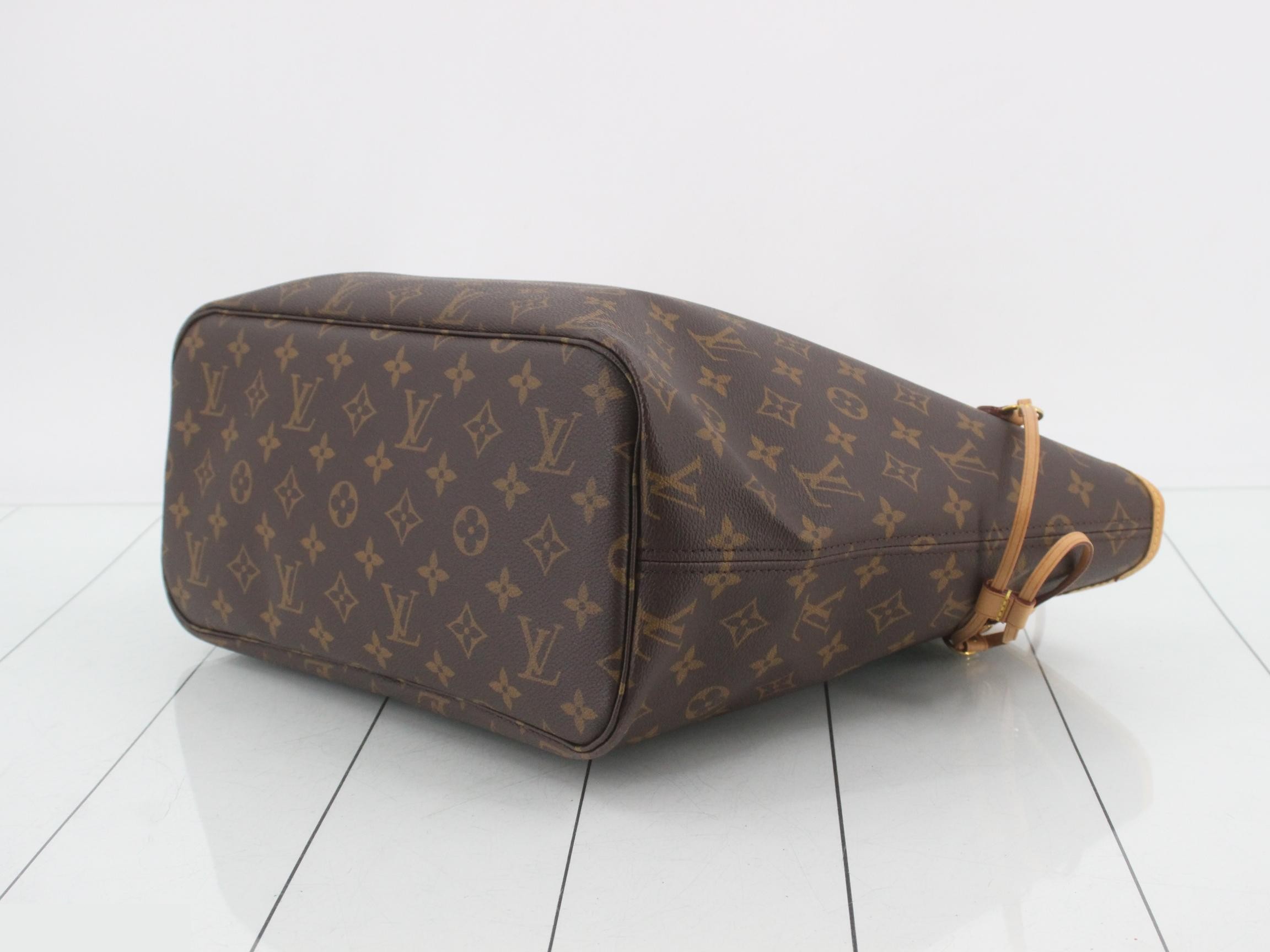 Neverfull MM Cerise with pouch — view 6