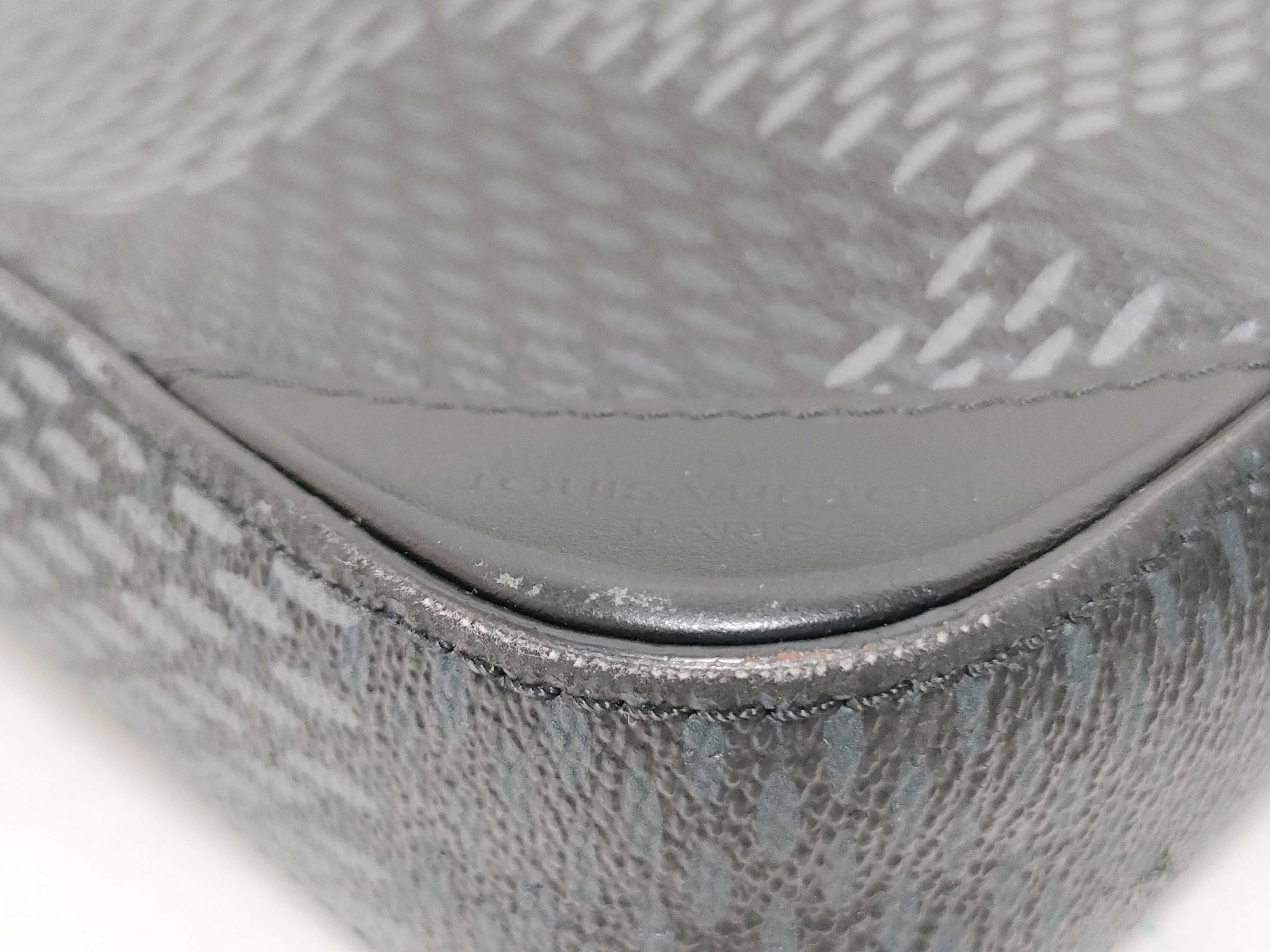 Damier Graphite 3D Trio Messenger Shoulder Bag — view 14