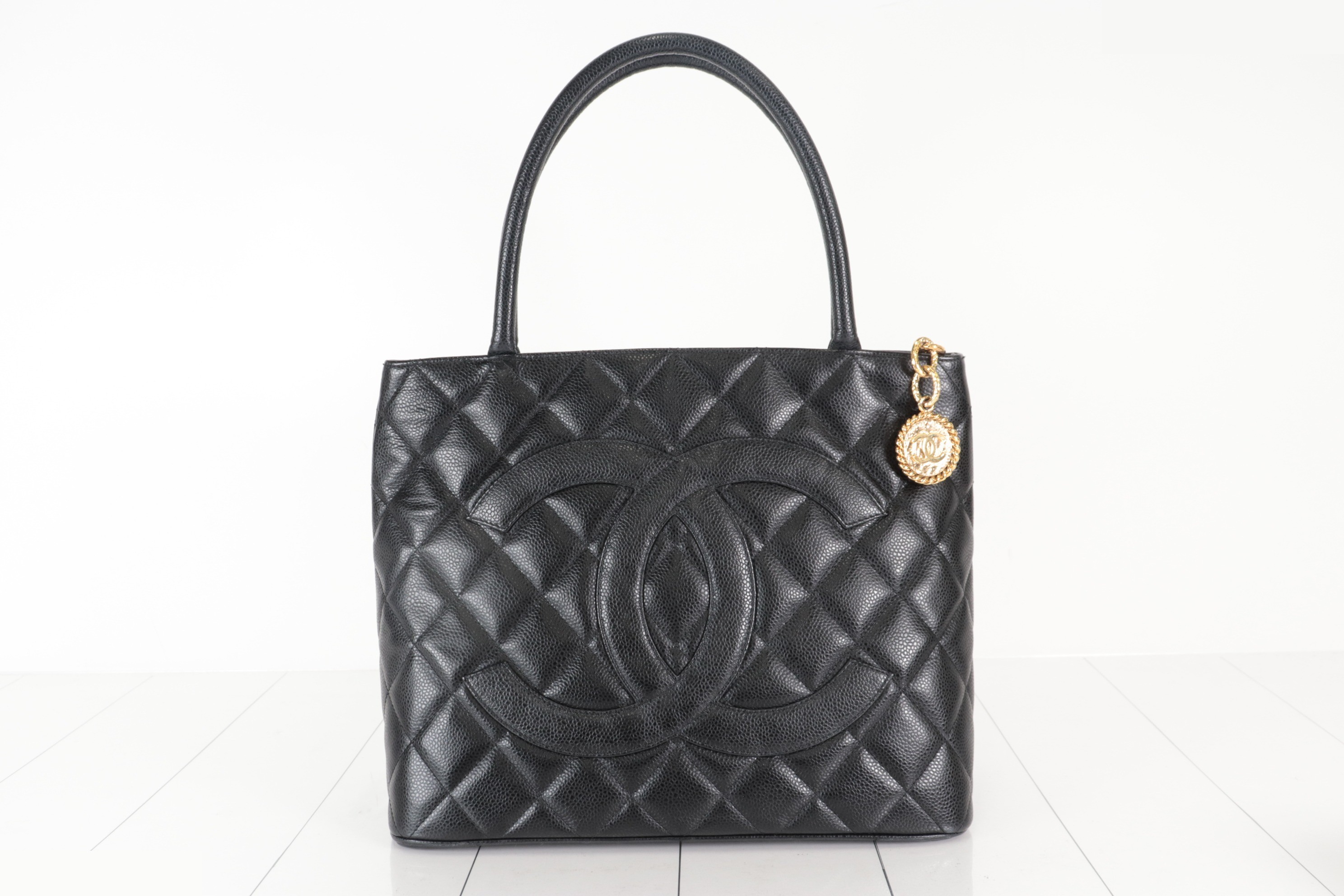 Caviar Reissue Tote Bag, Series 10 — view 2