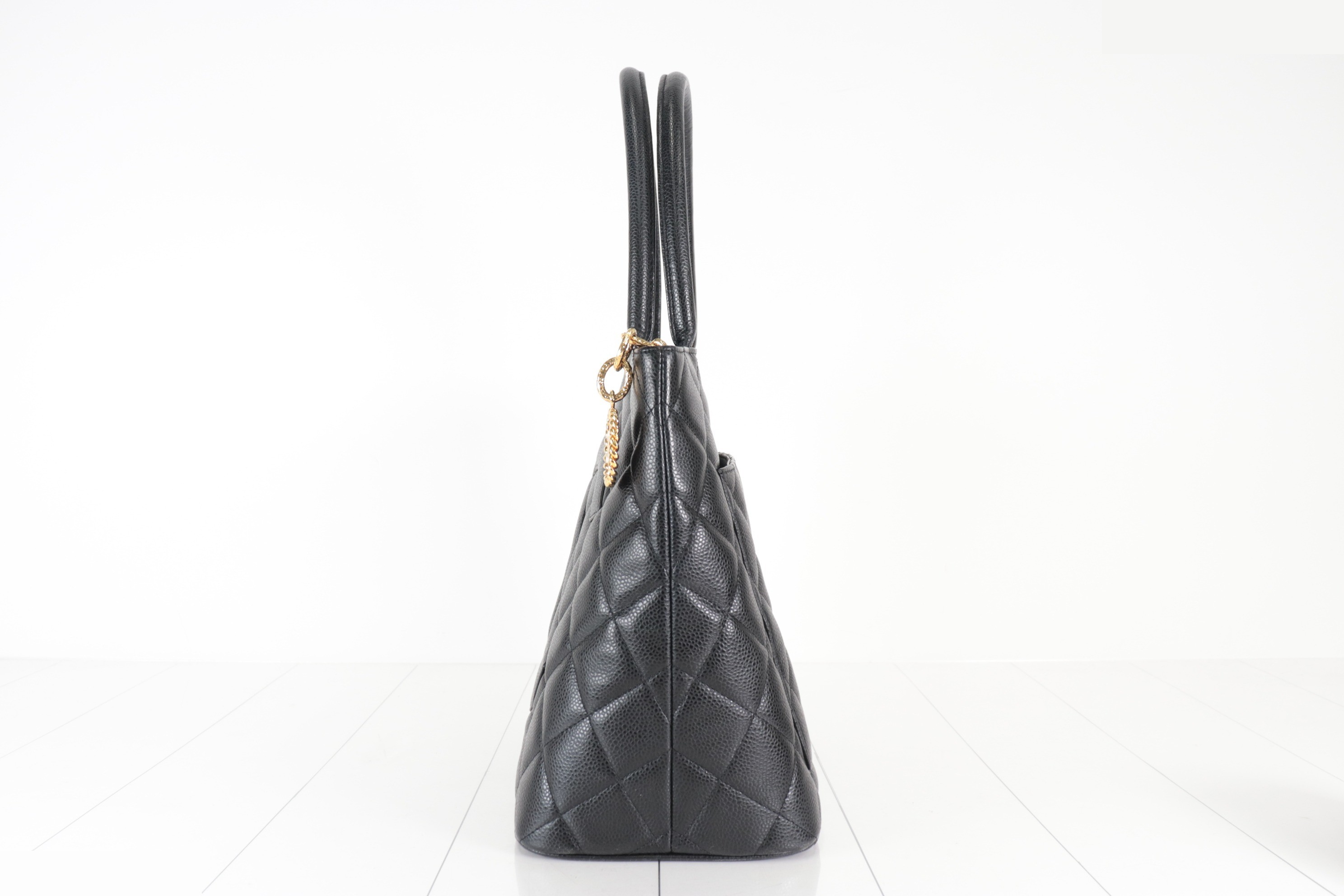 Caviar Reissue Tote Bag, Series 10 — view 4