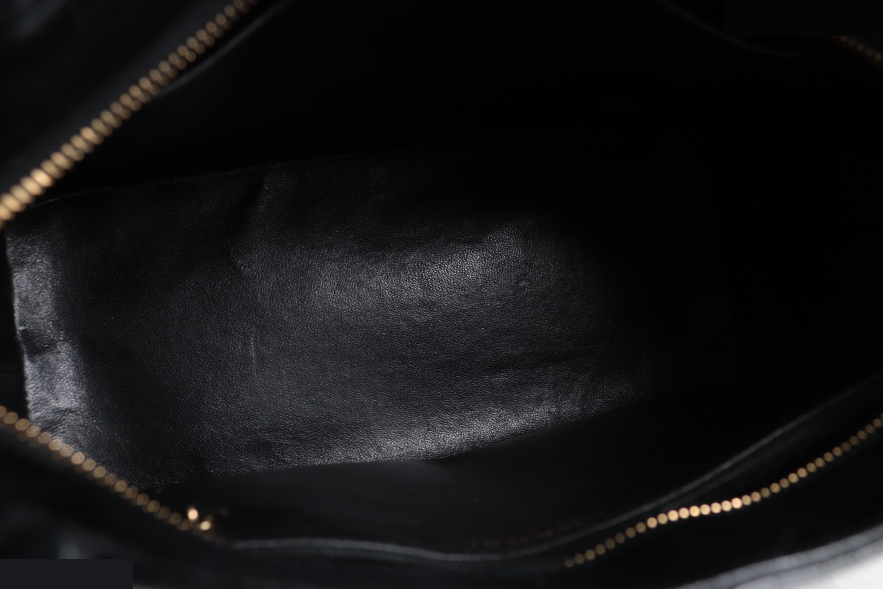 Caviar Reissue Tote Bag, Series 10 — view 9