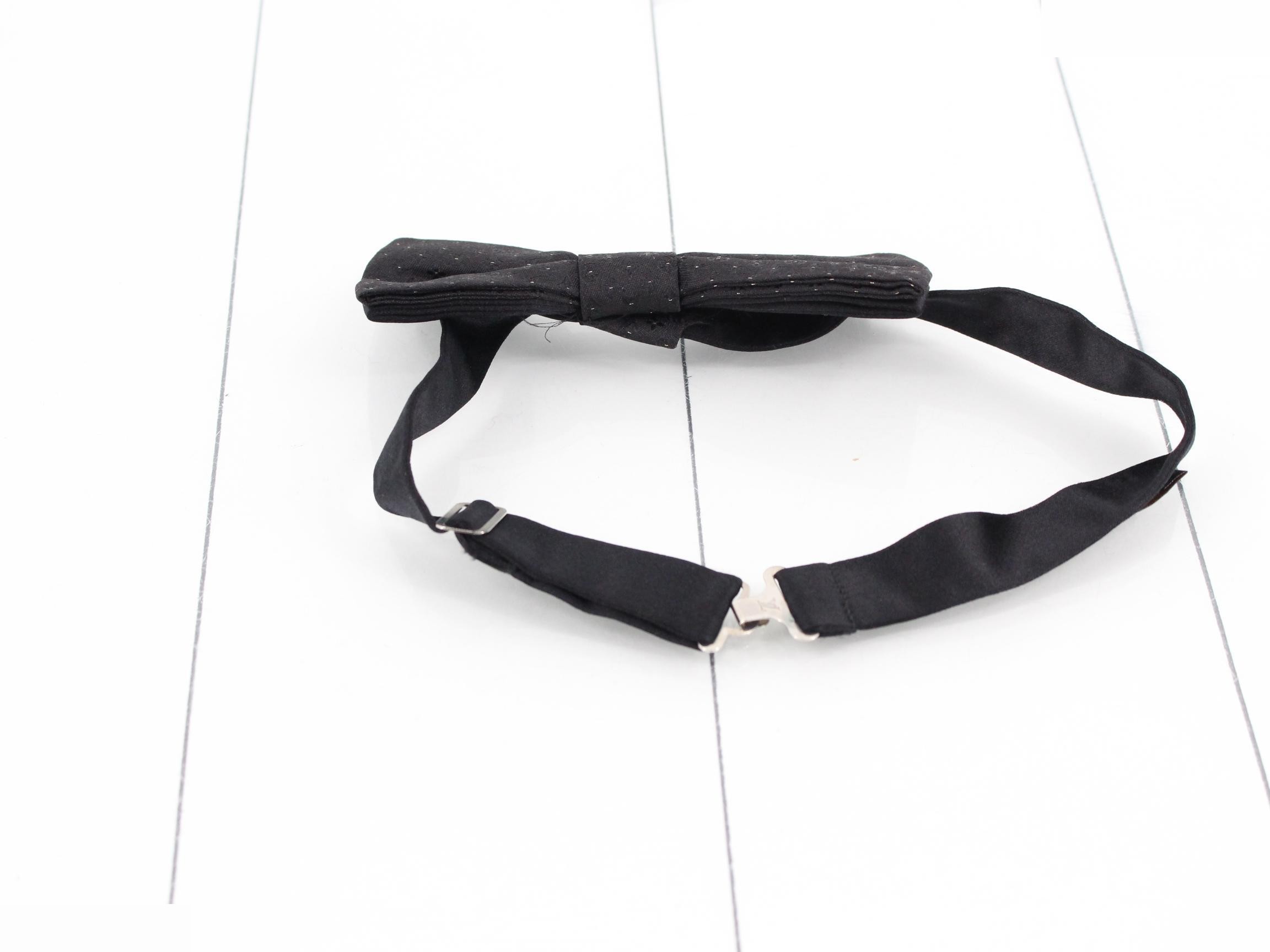 LV bow tie — view 2