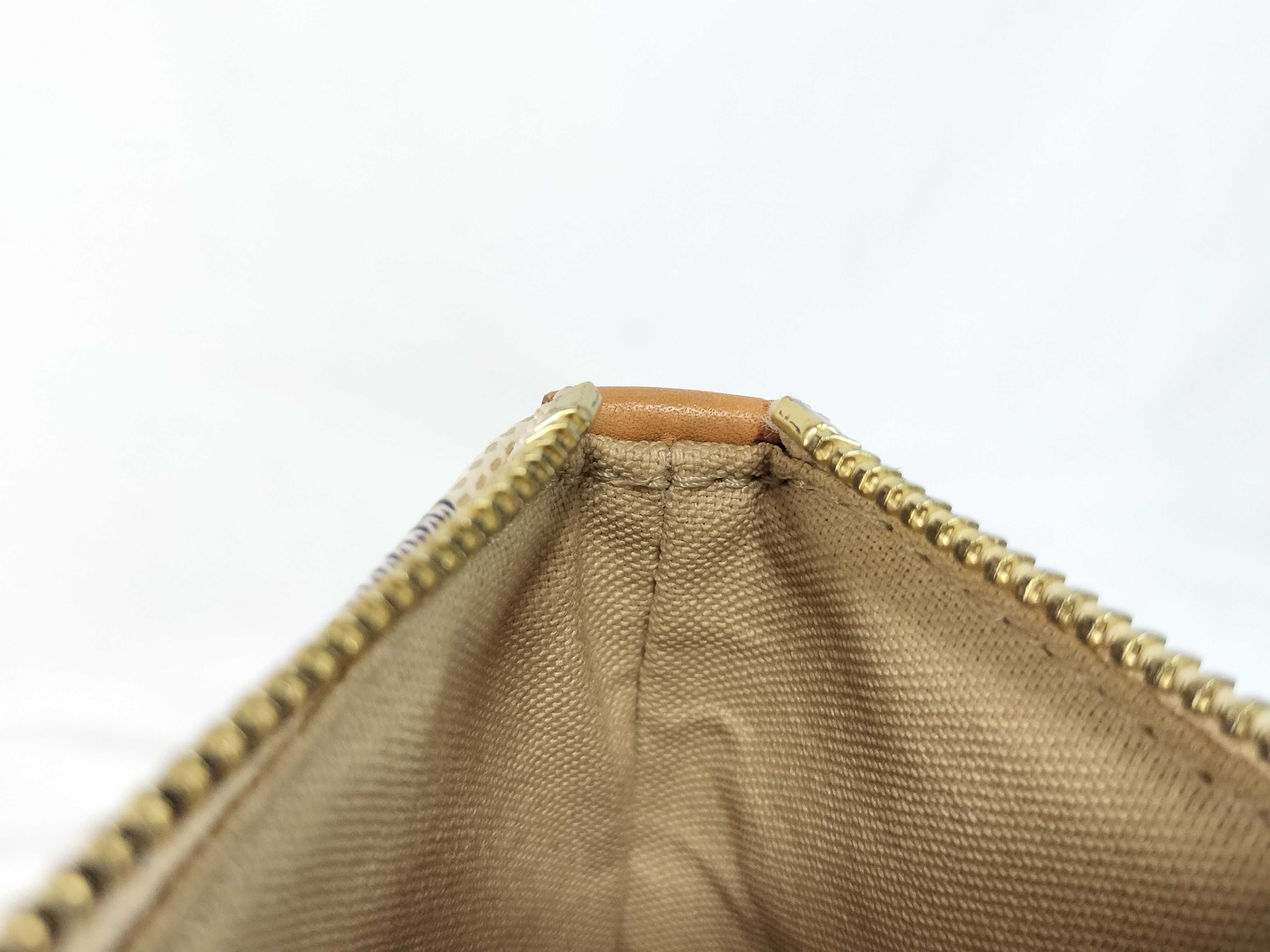 Damier Azur Totally MM N41279 Tote Bag — view 9