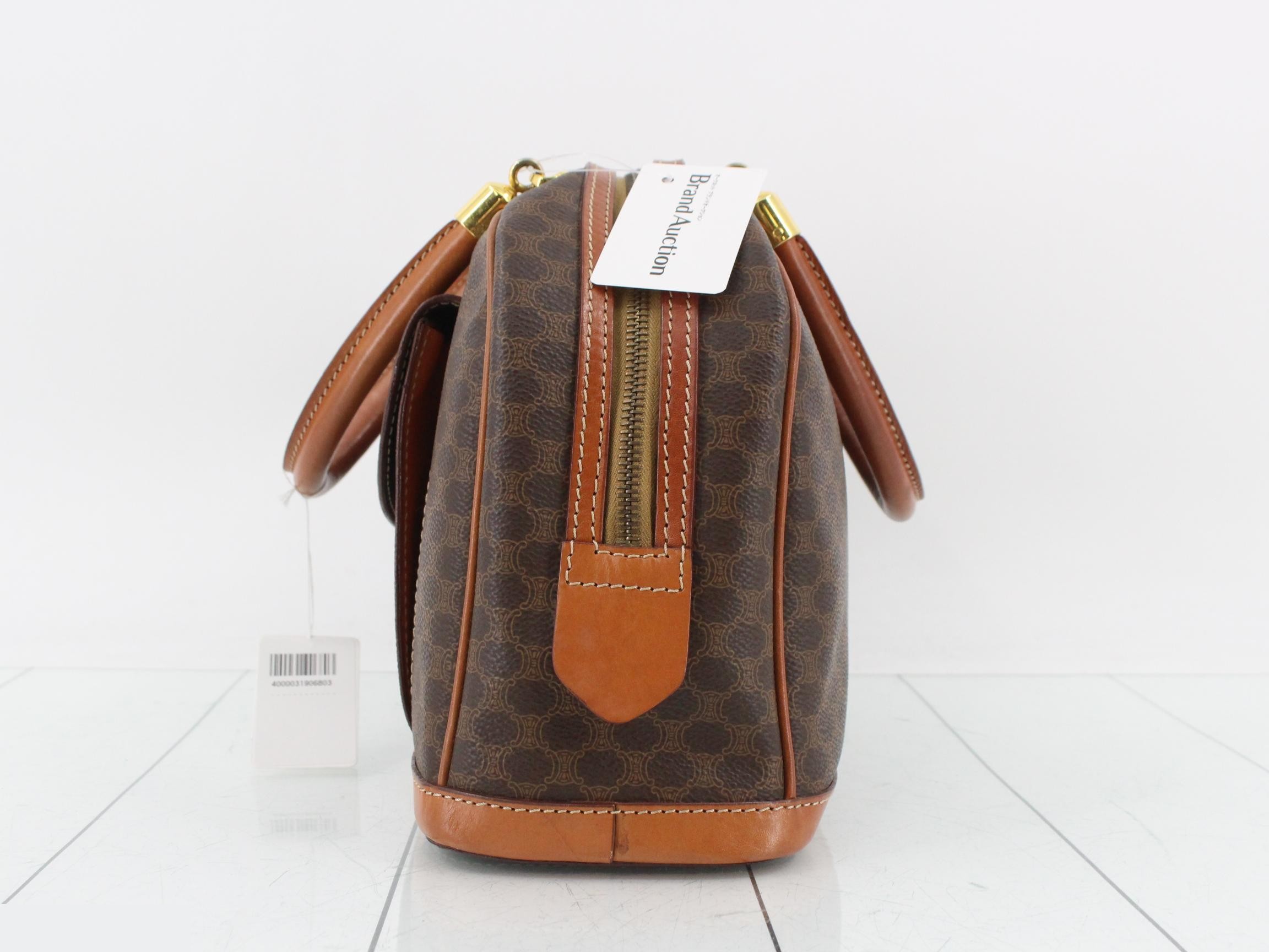 handbag — view 3