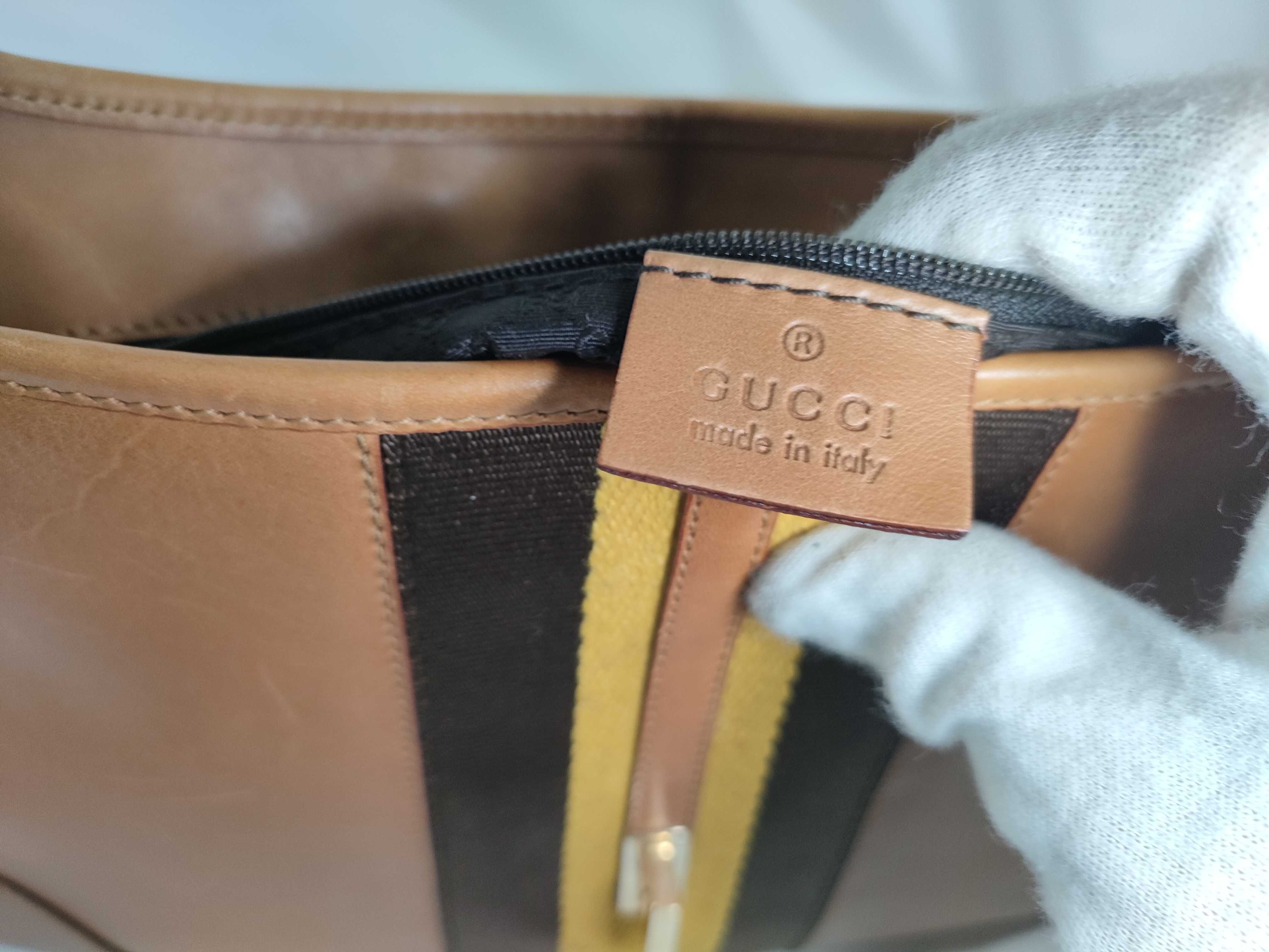 Jackie Gucci All Leather Sherry Line Jackie Shoulder Bag — view 12