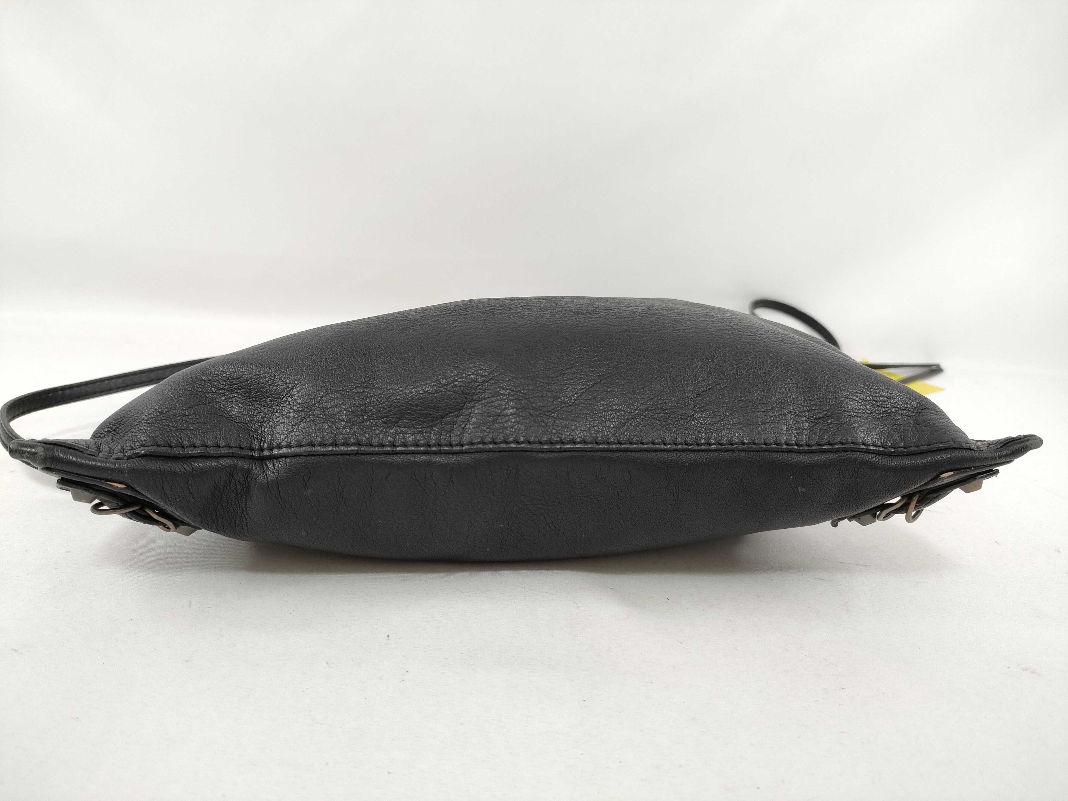 253454 1000 515859 Black Shoulder Bag — view 3
