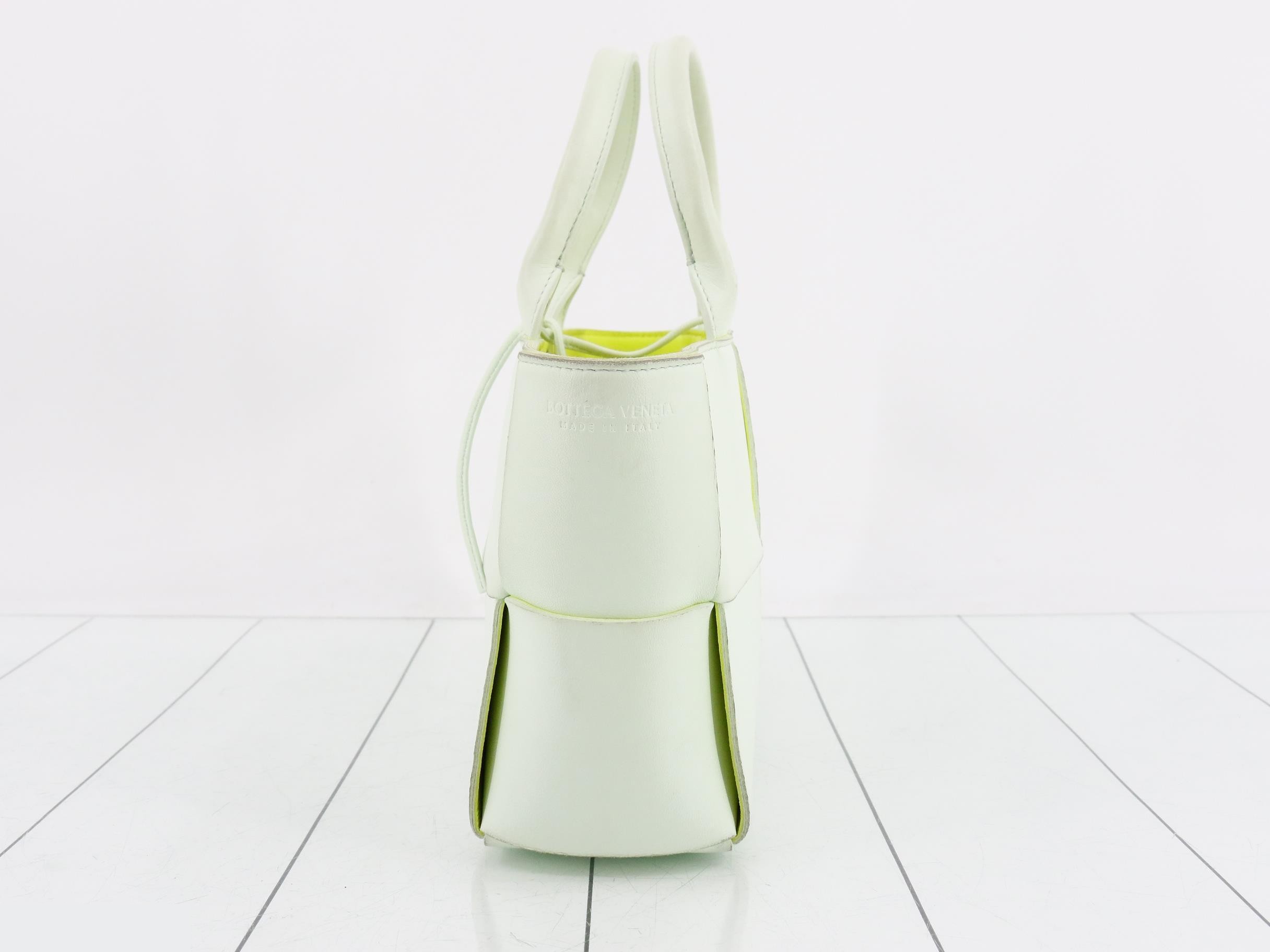 Maxi Intrecciato Mini Arco 2-Way — view 4