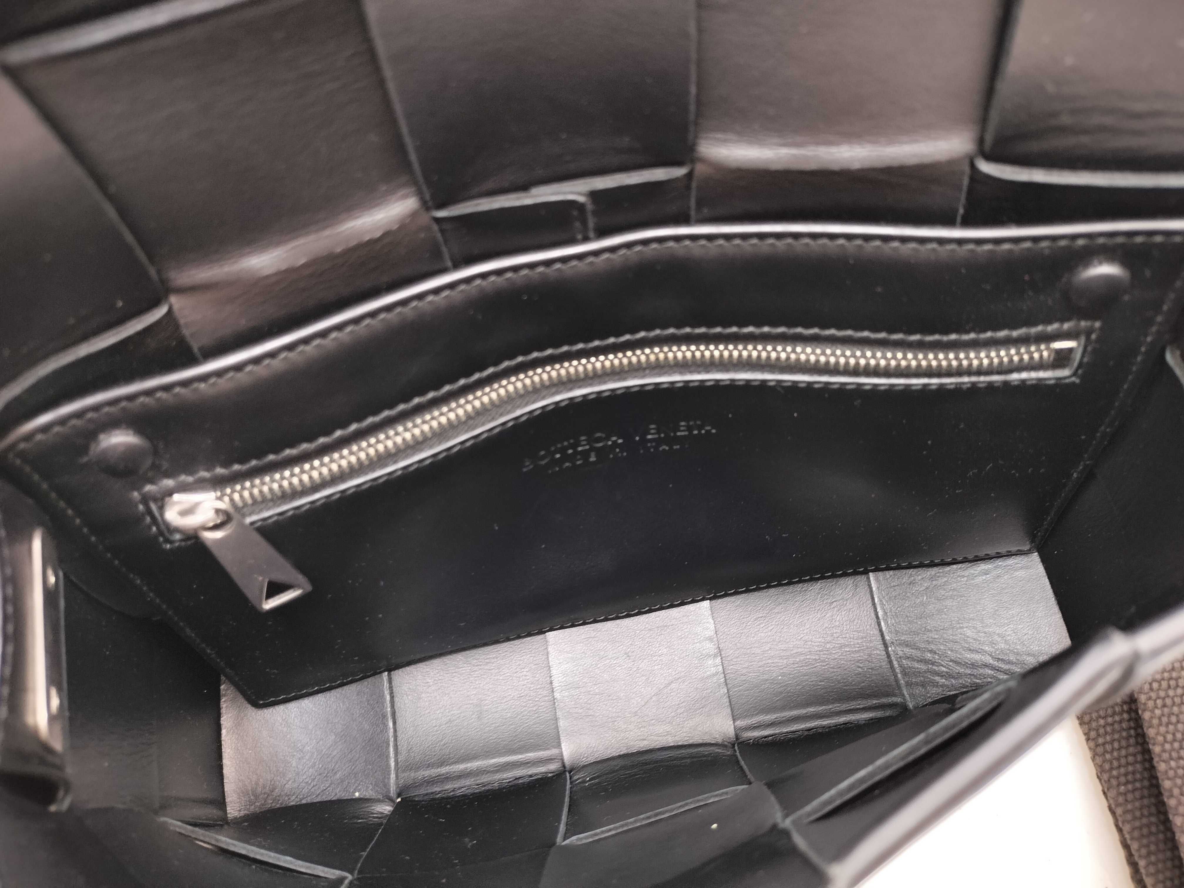 Versatile Cassette Shoulder Bag — view 10