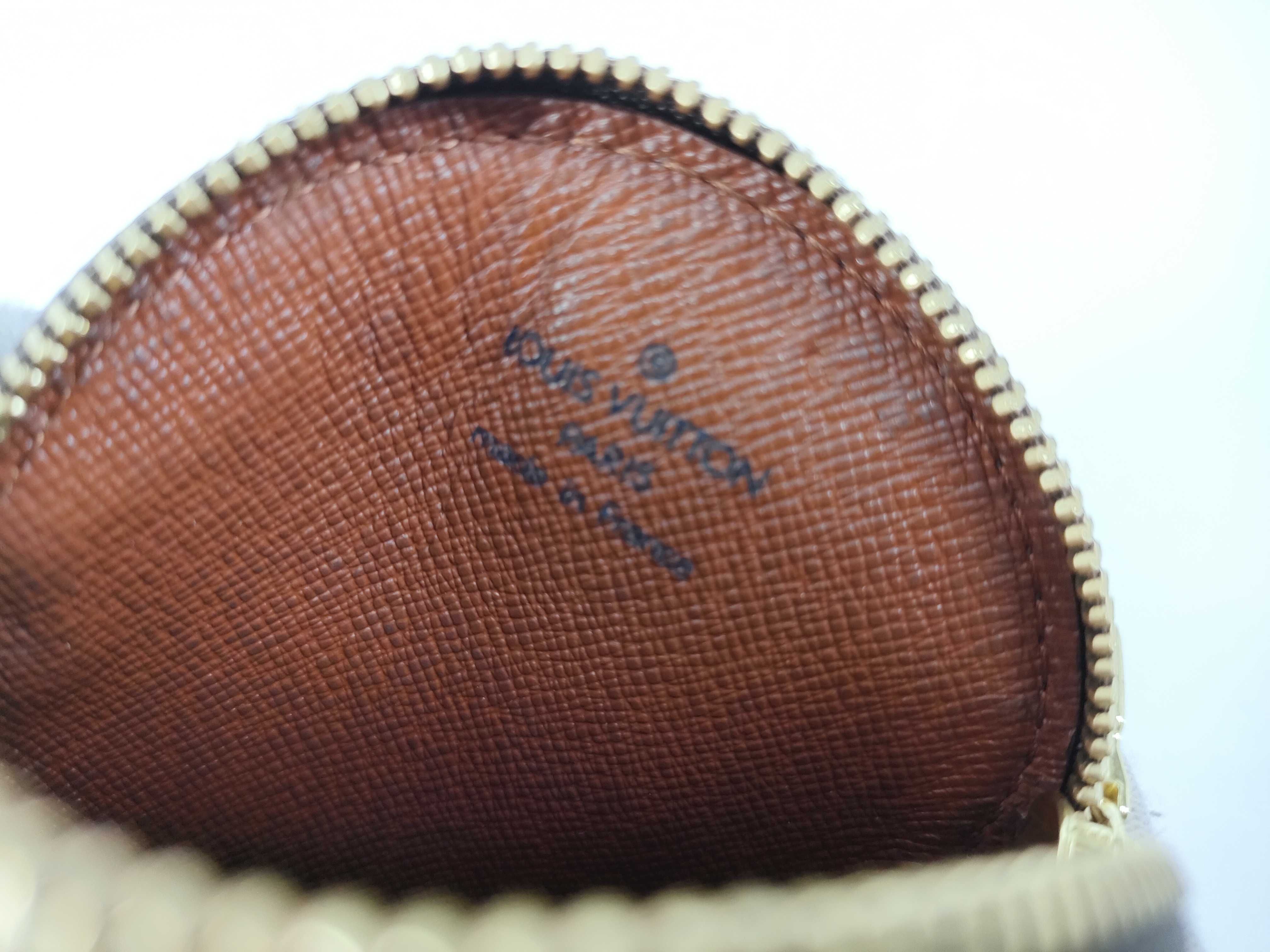 Monogram Vuitton Portemonnaie Rond Coin Case — view 11