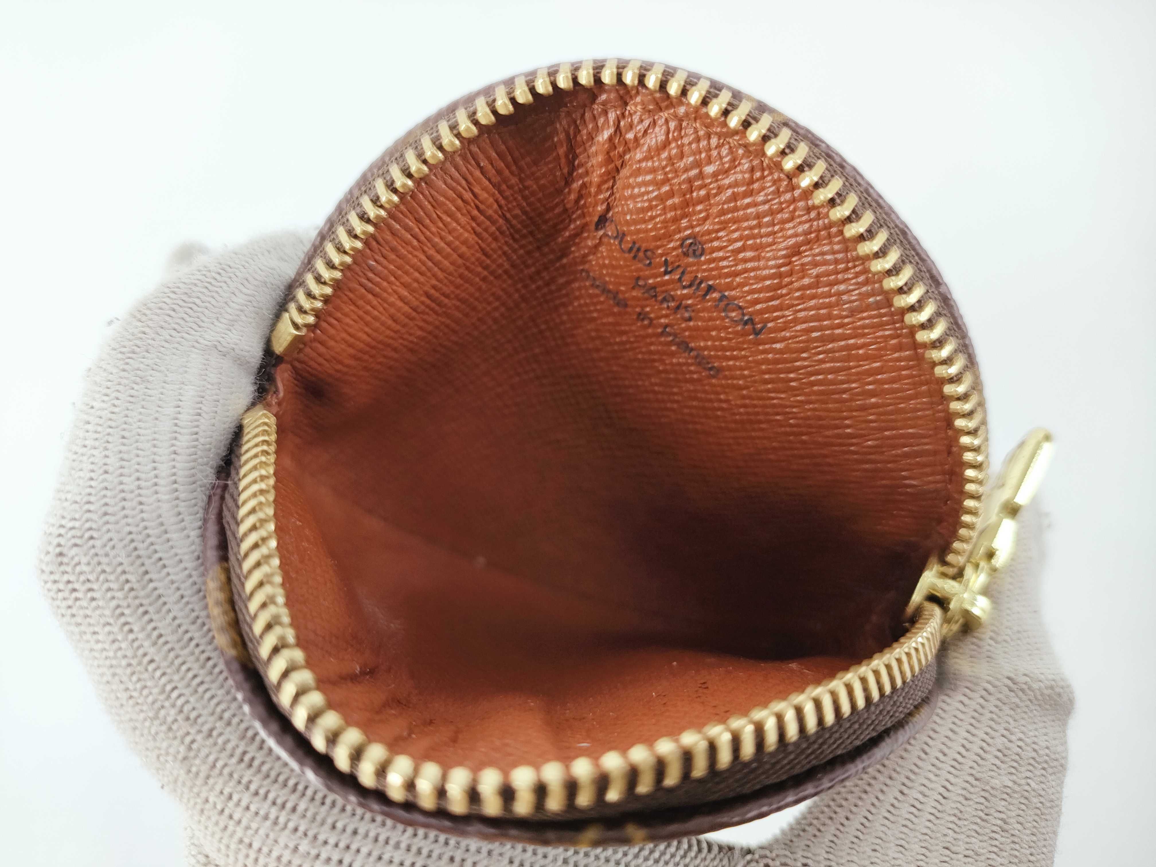 Monogram Vuitton Portemonnaie Rond Coin Case — view 12