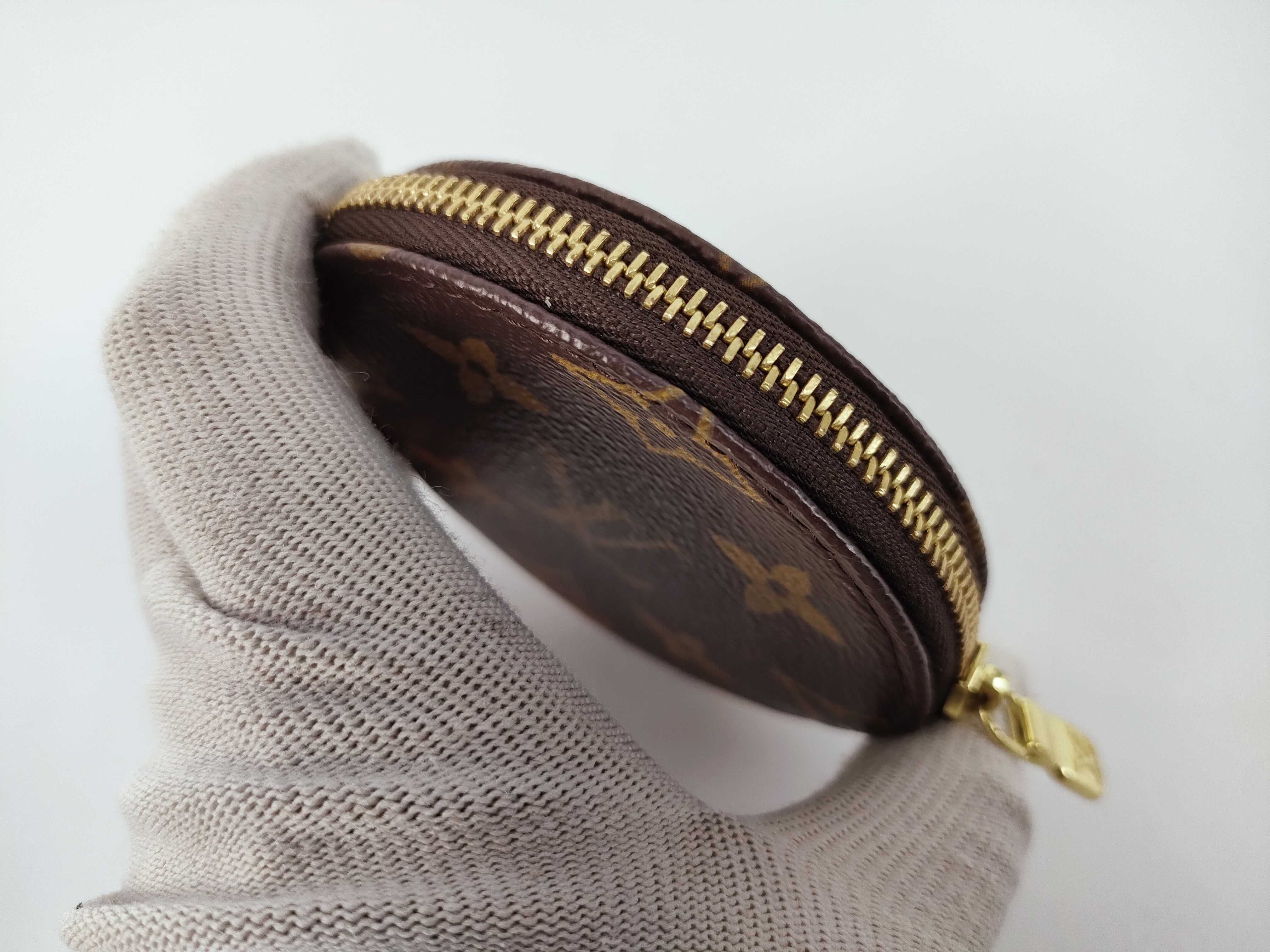 Monogram Vuitton Portemonnaie Rond Coin Case — view 9