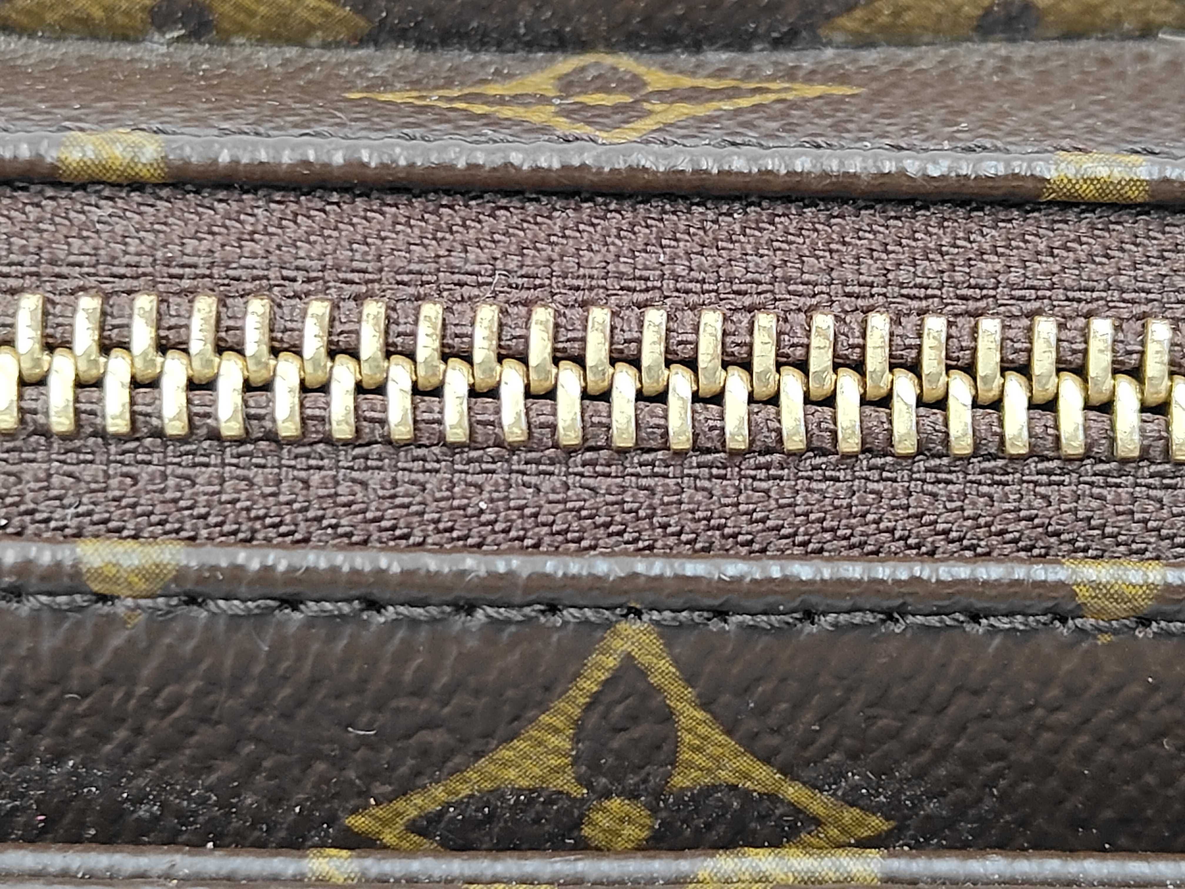 M51164 Monogram Viva Cite MM Shoulder Bag — view 5