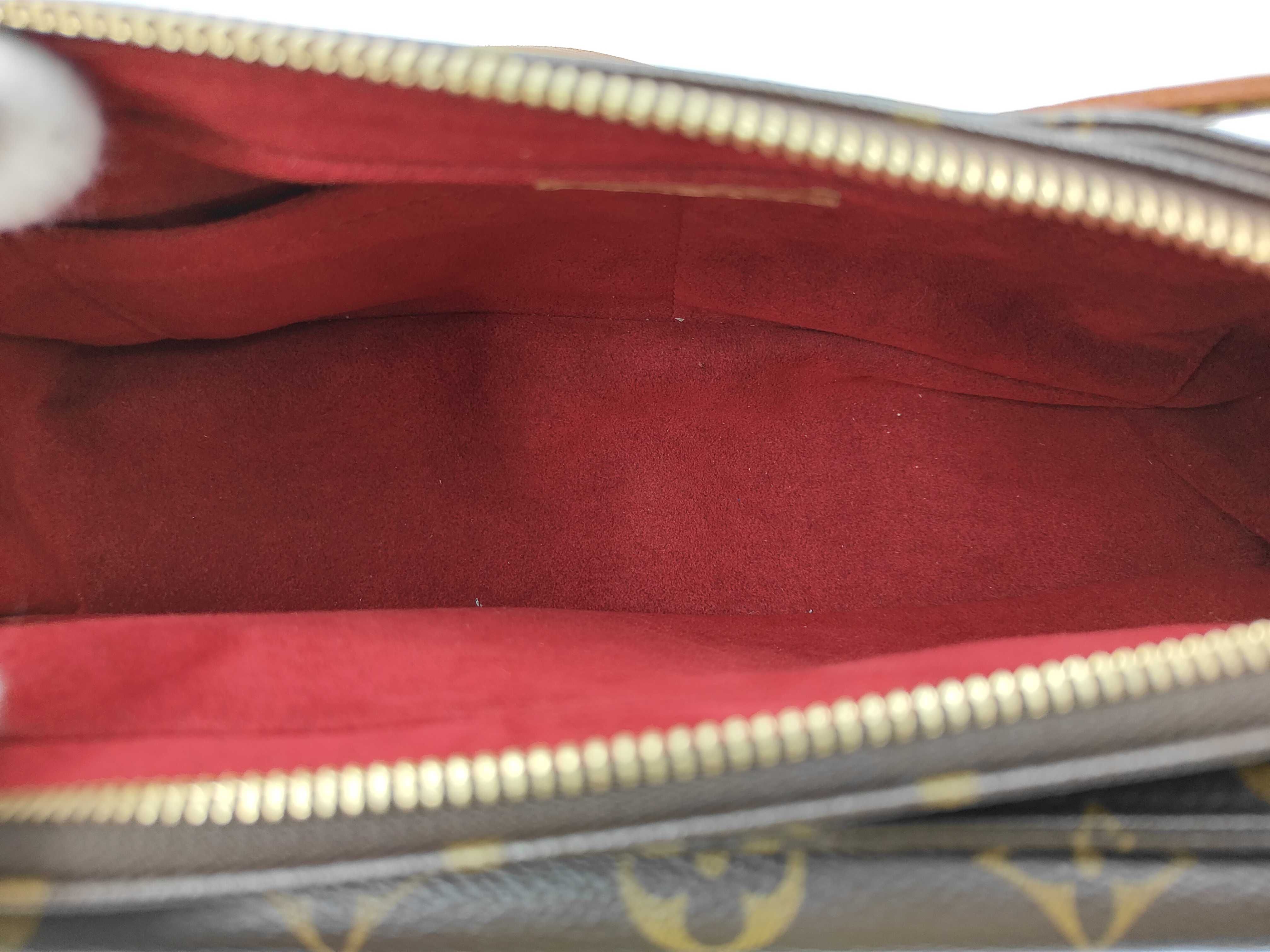 M51164 Monogram Viva Cite MM Shoulder Bag — view 10