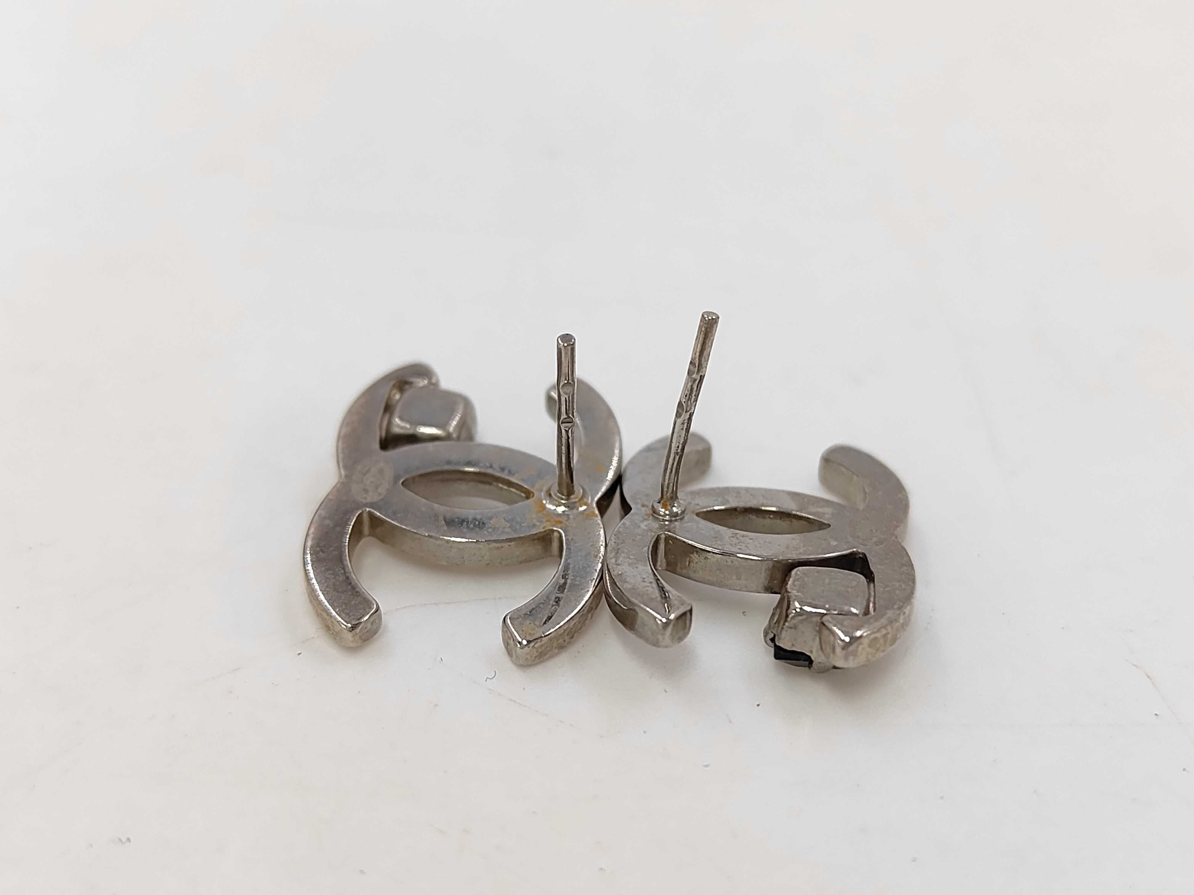 earrings 05P — view 3
